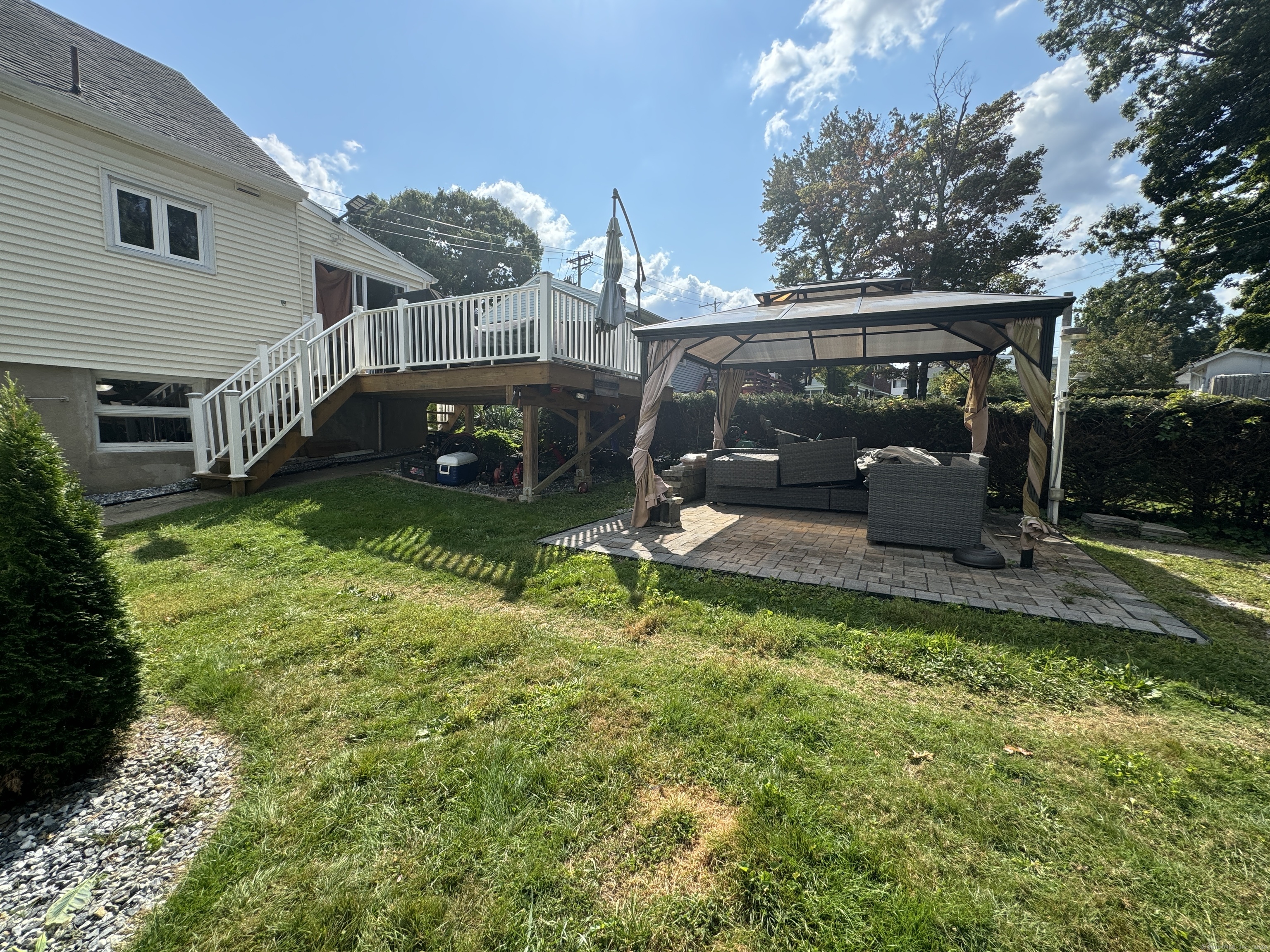 80 Overlook Avenue