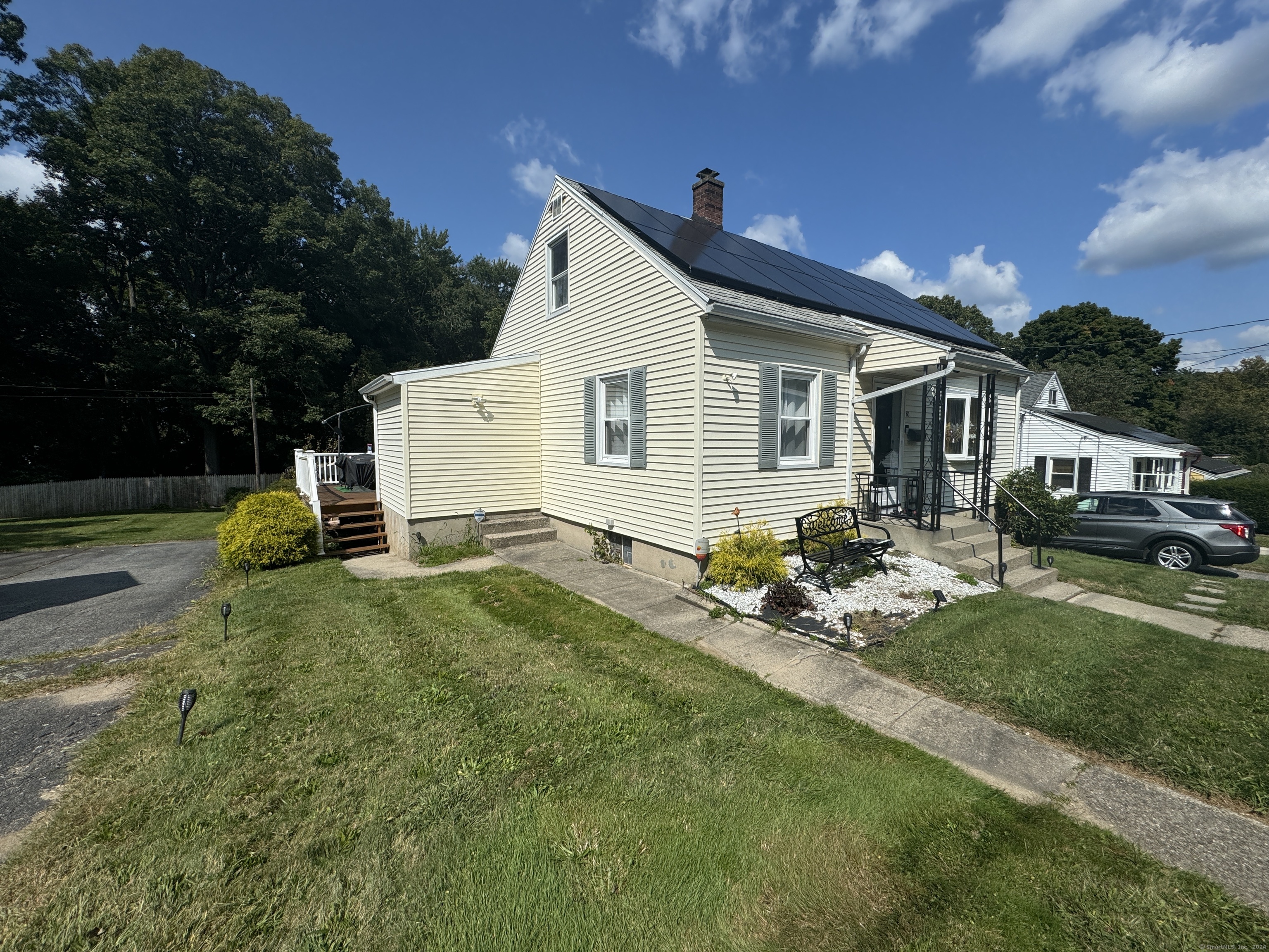 80 Overlook Avenue