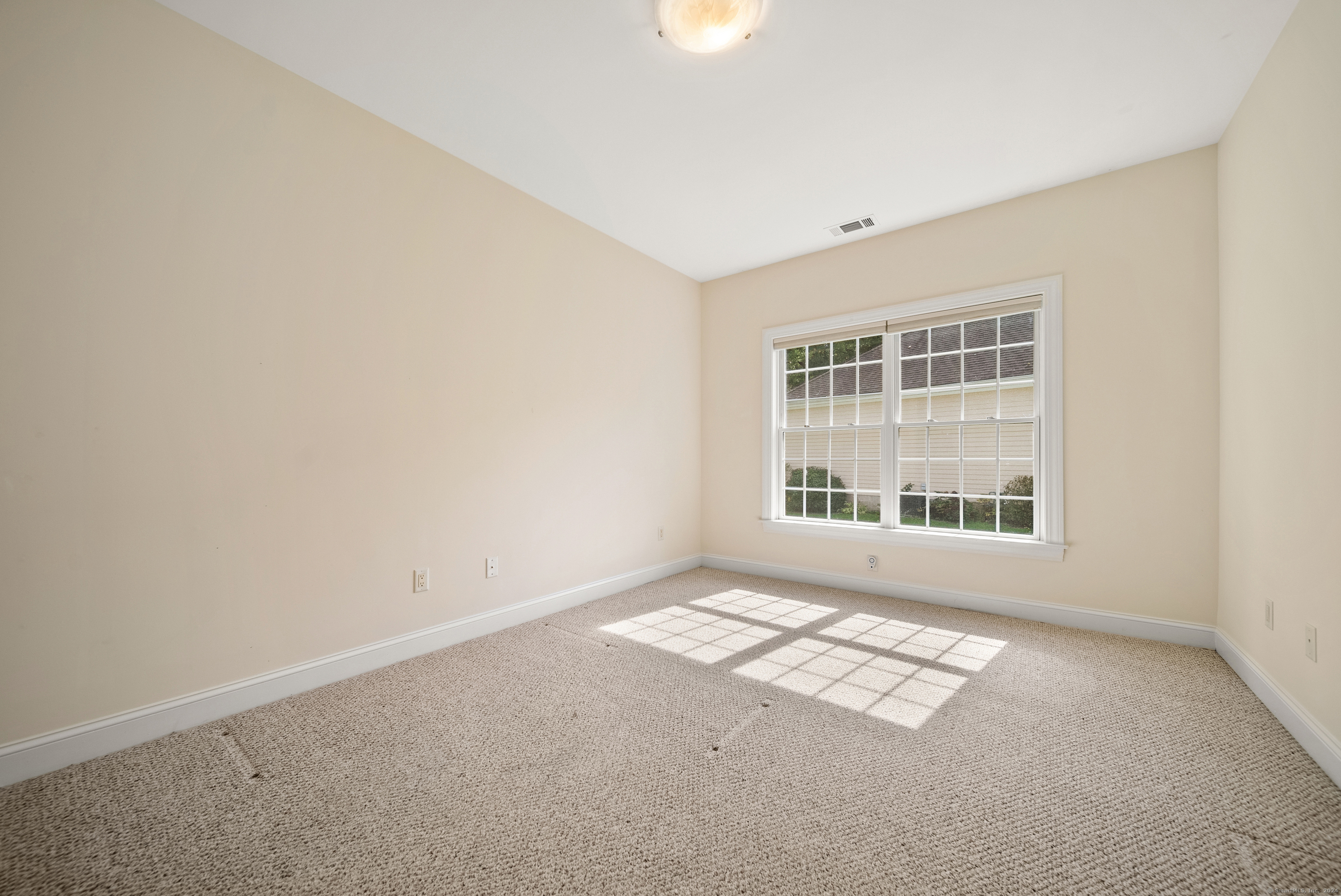37 Worthington Drive 37