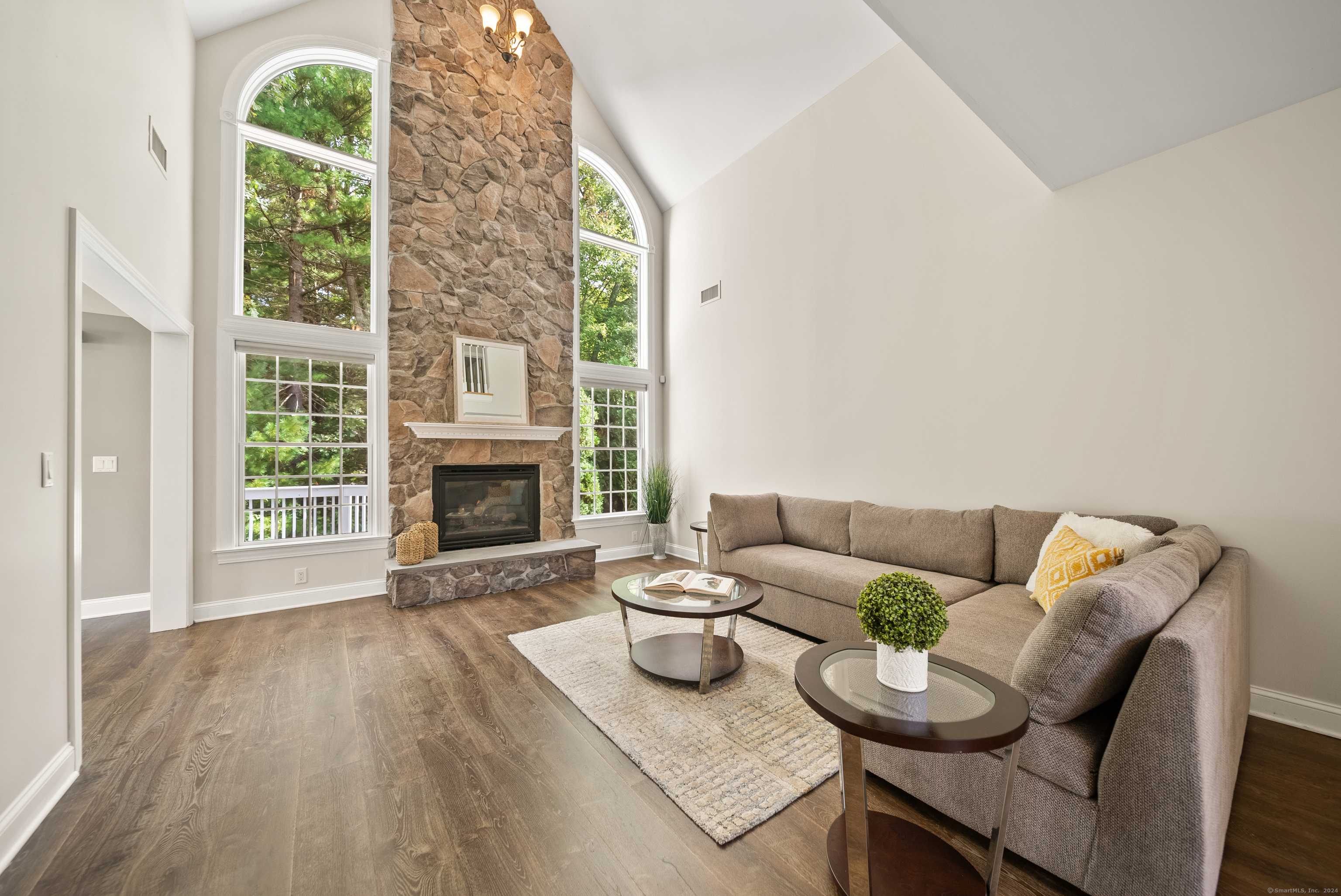 37 Worthington Drive 37