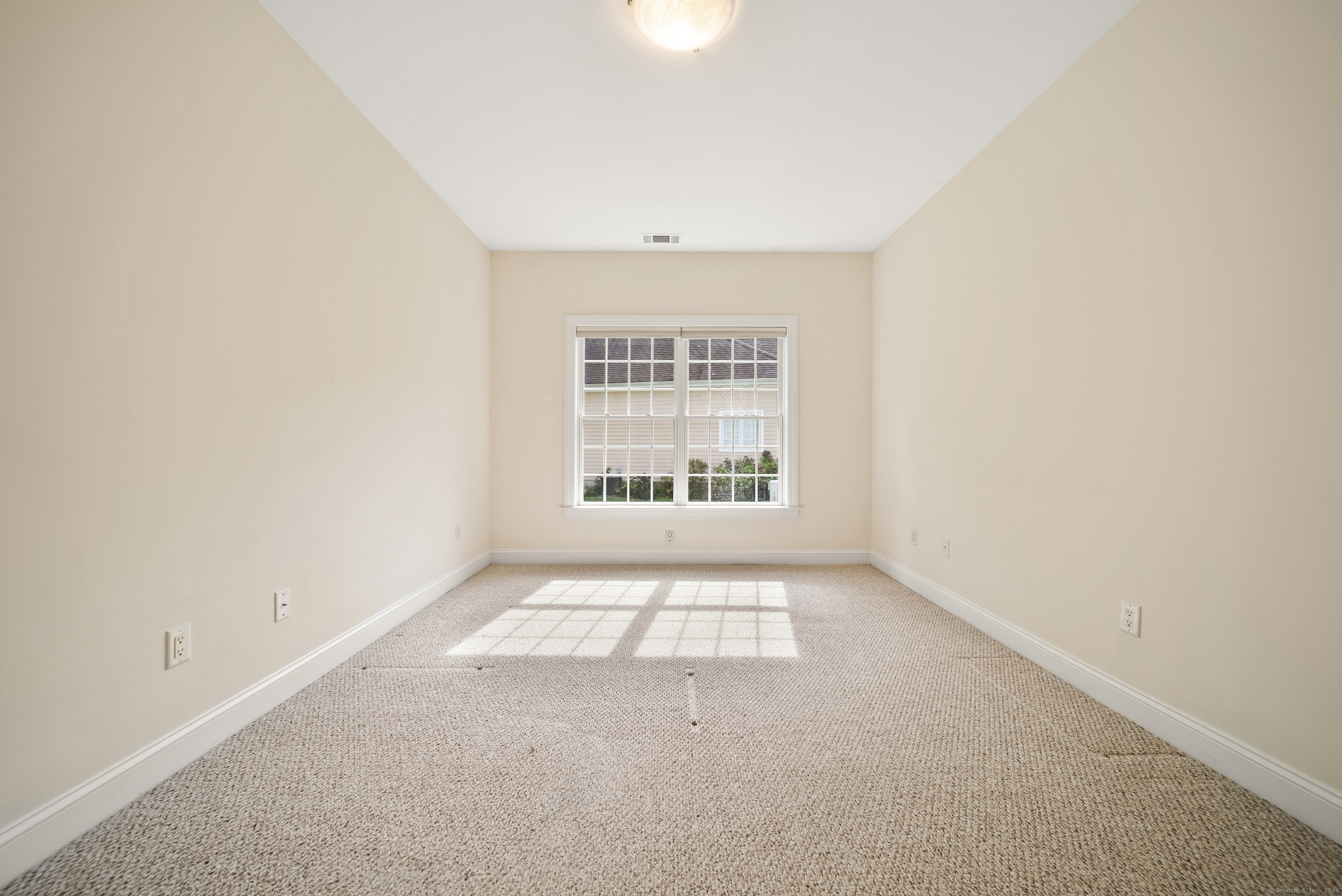 37 Worthington Drive 37