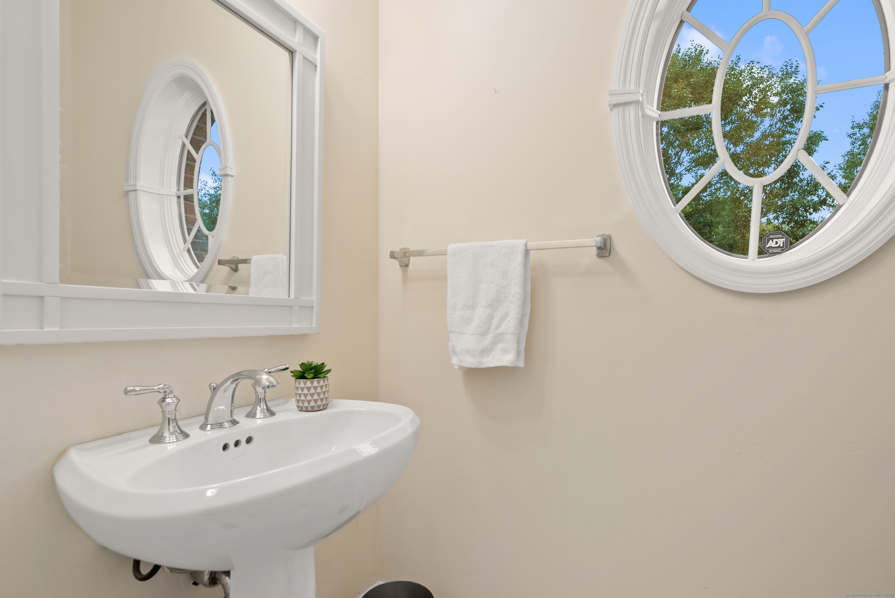 37 Worthington Drive 37