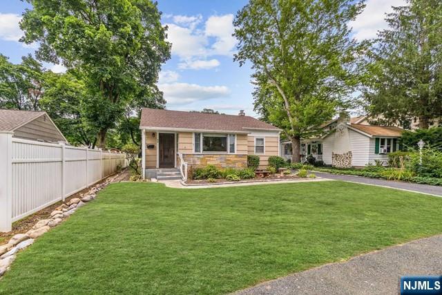 40 Silver Birch Avenue