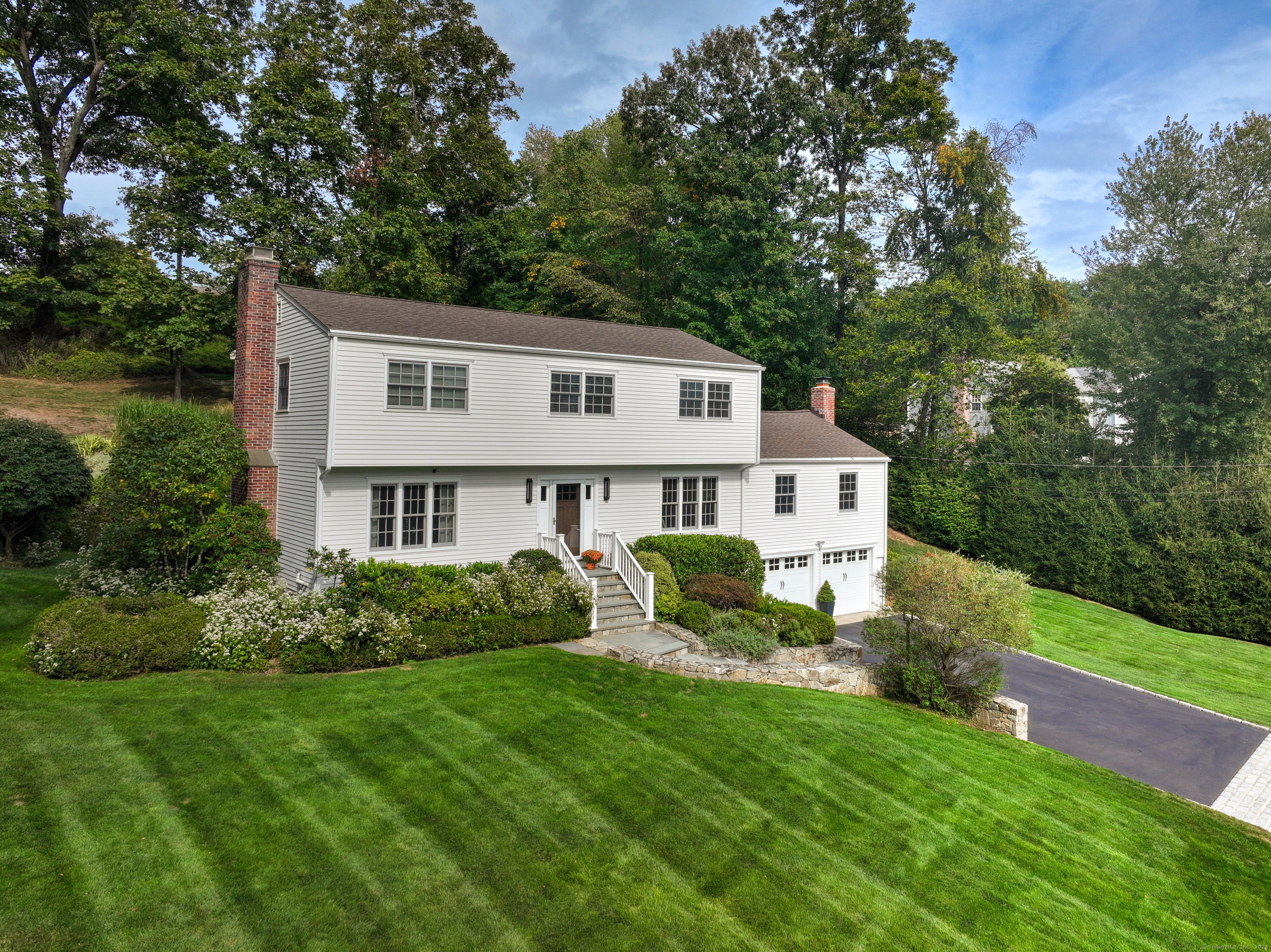 5 Hilly Field Lane