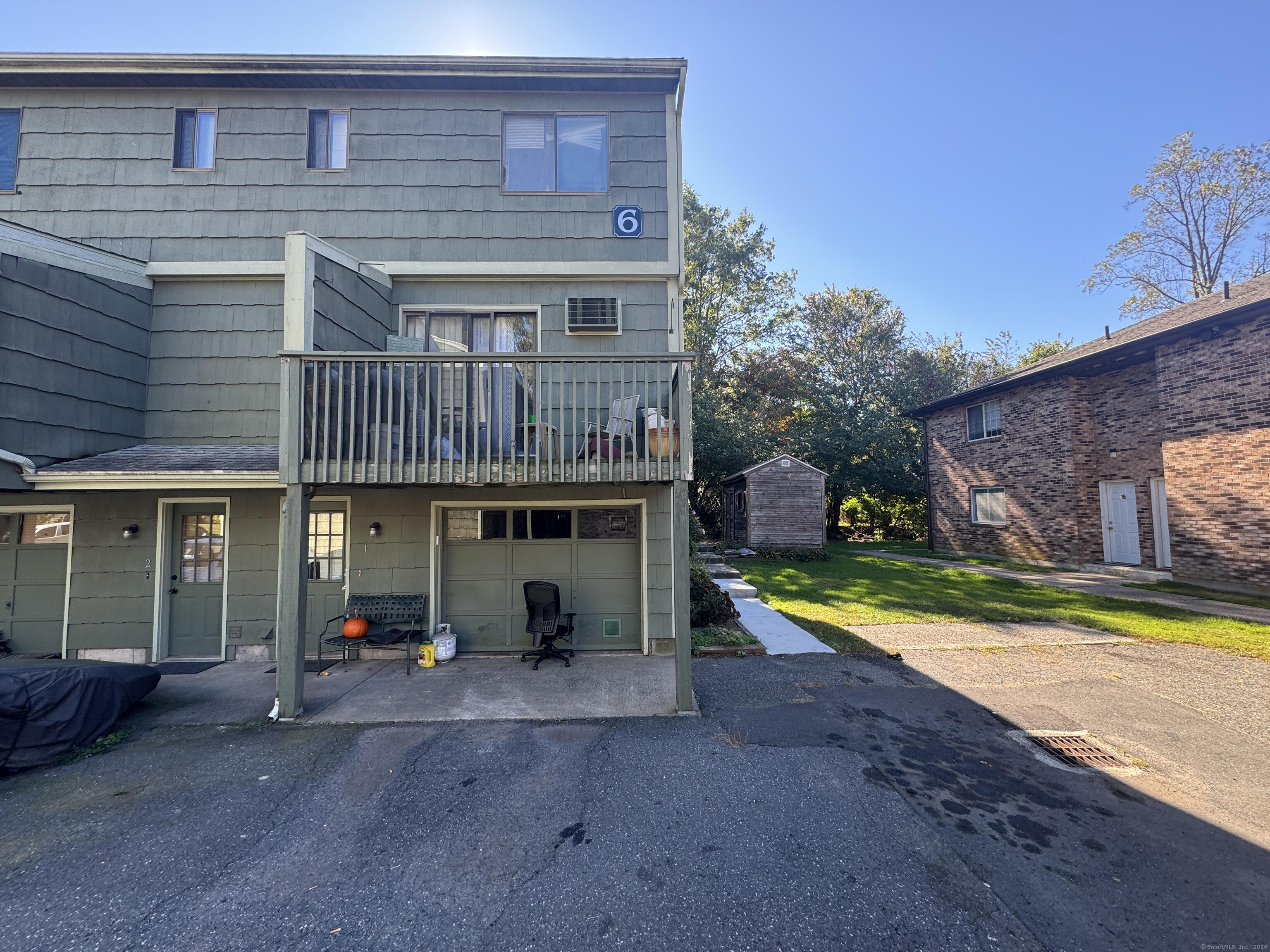 1400 Meriden Road Apt 6-1