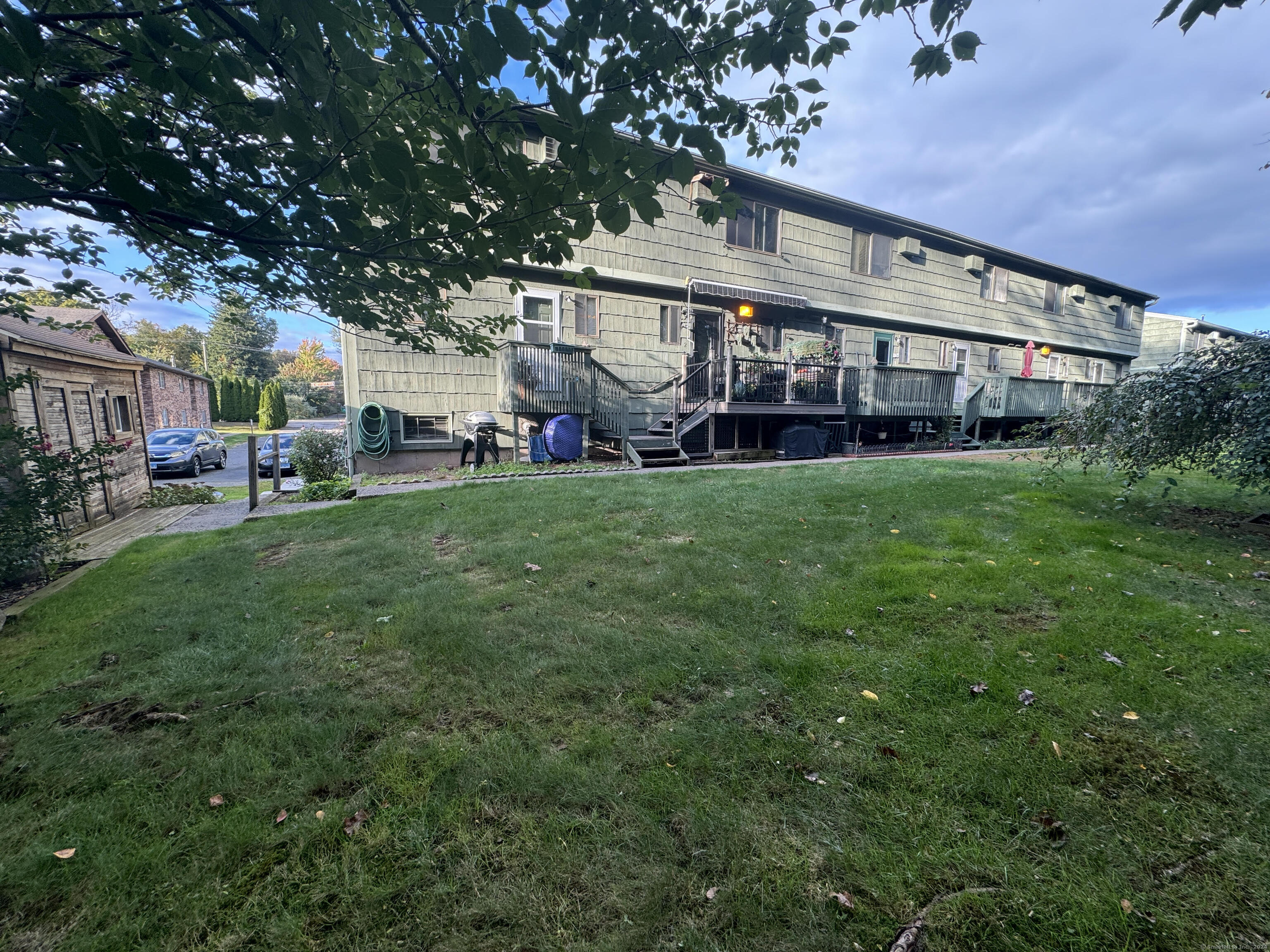 1400 Meriden Road Apt 6-1