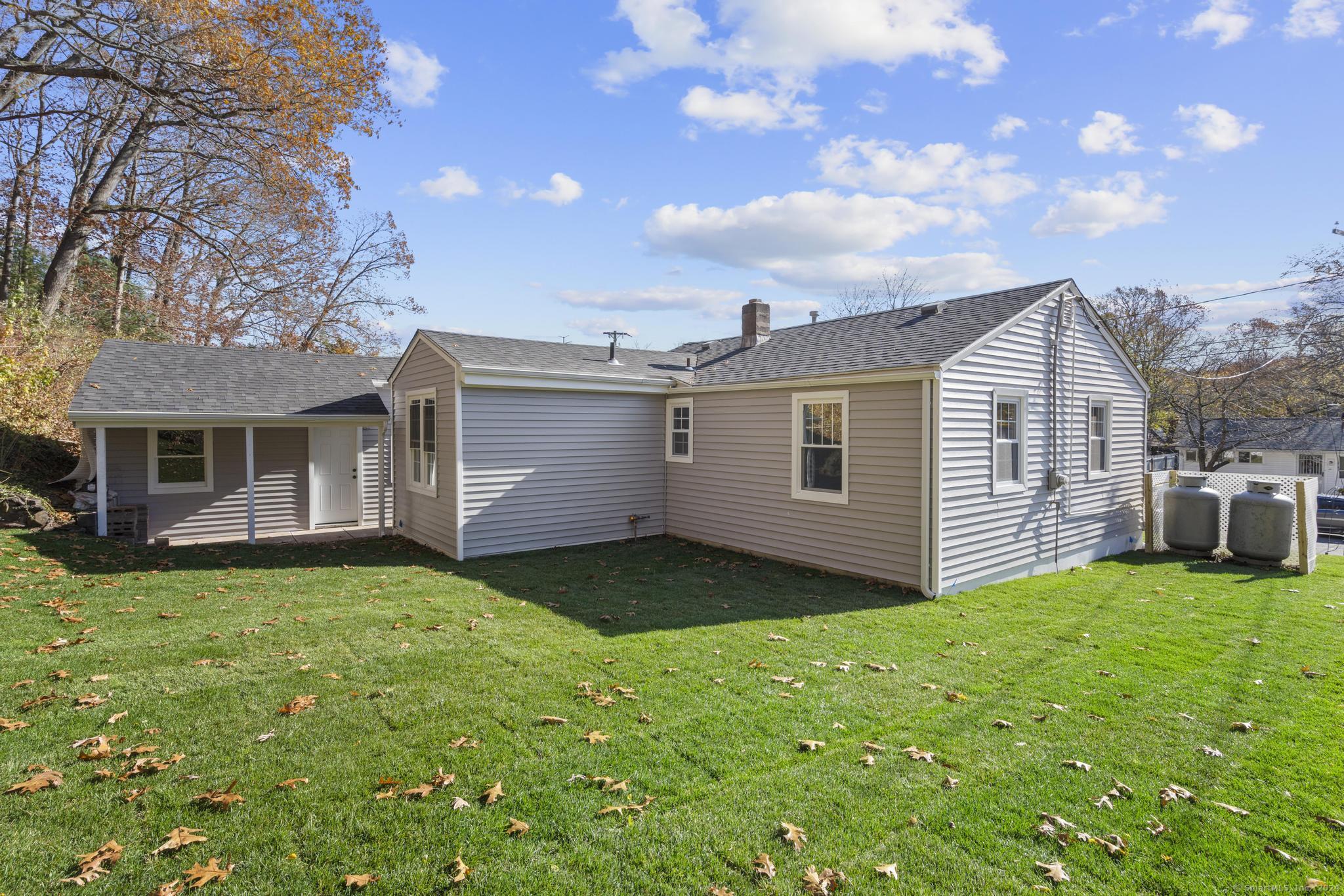 25 Whippoorwill Road
