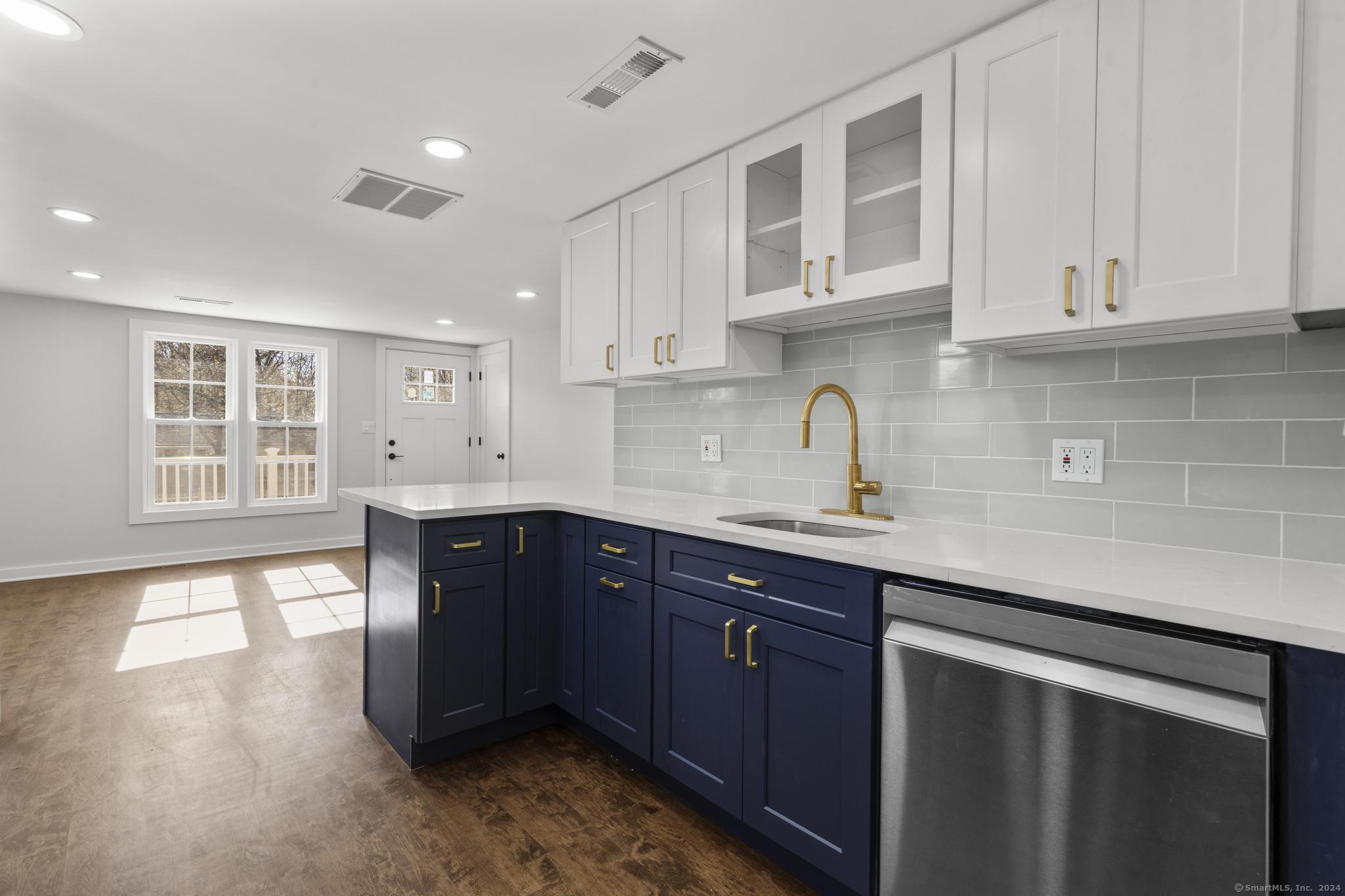 25 Whippoorwill Road