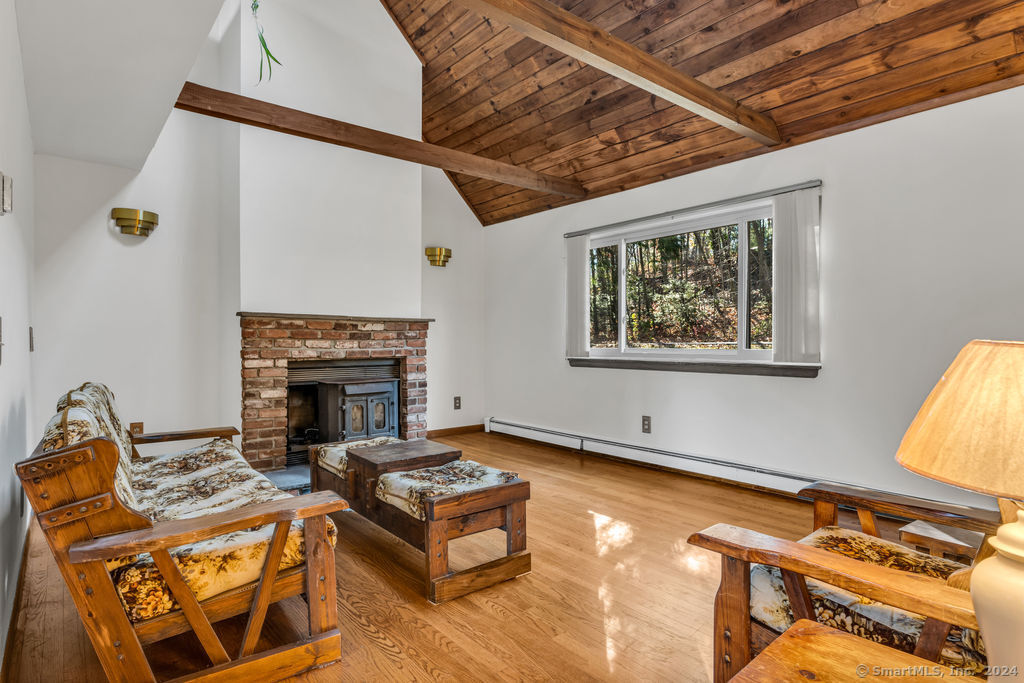 55 Crabapple Lane
