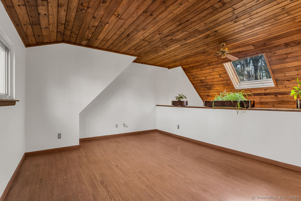 55 Crabapple Lane