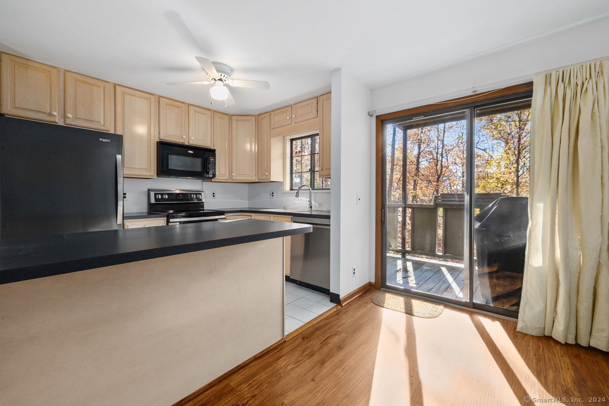 202 Soundview Avenue 48