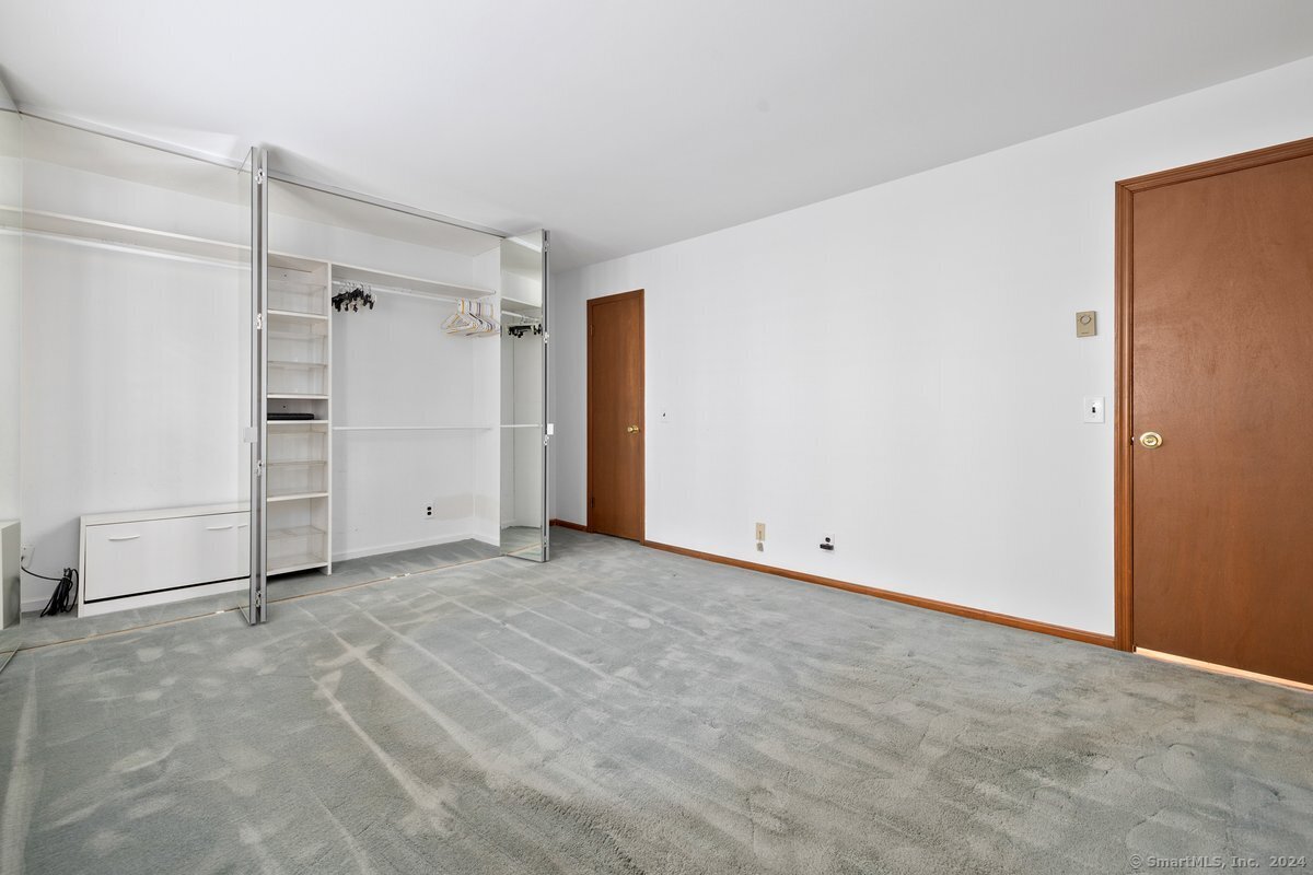 202 Soundview Avenue 48