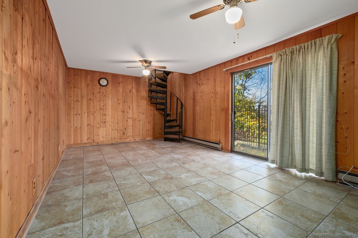 202 Soundview Avenue 48