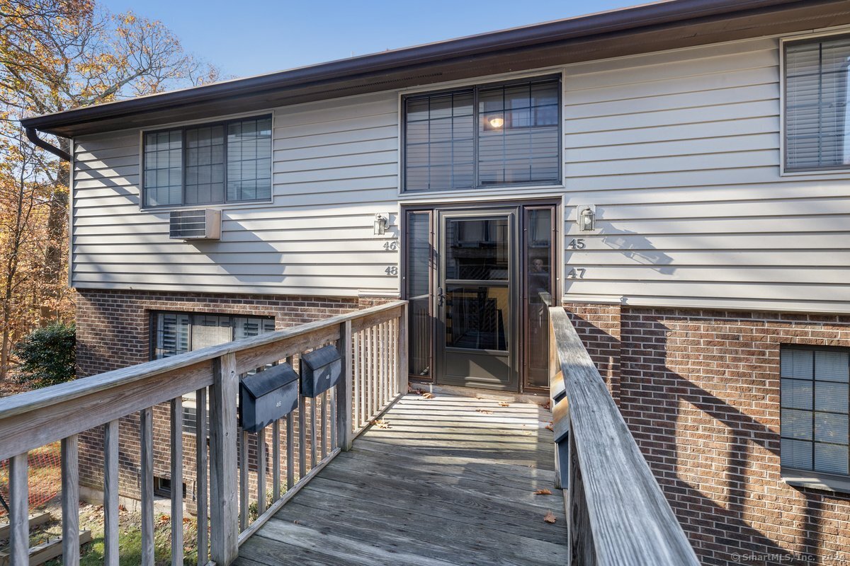 202 Soundview Avenue 48