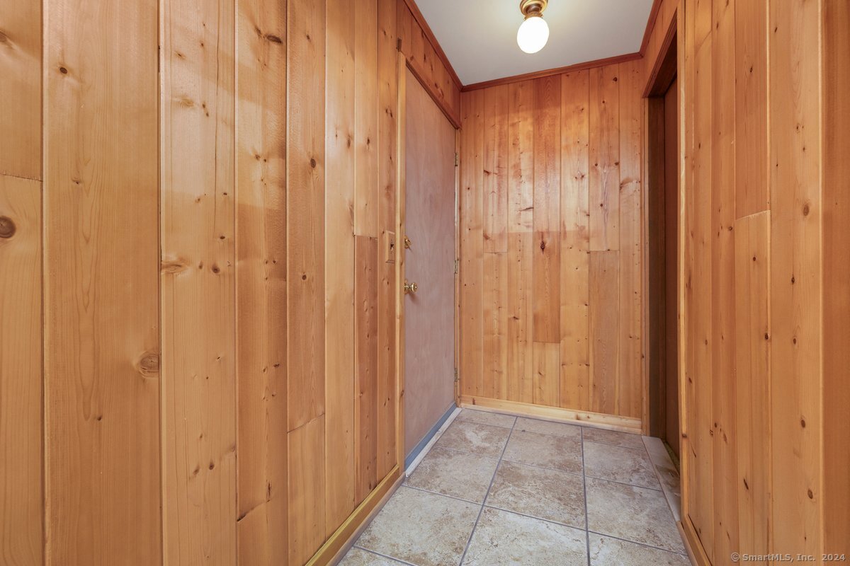 202 Soundview Avenue 48