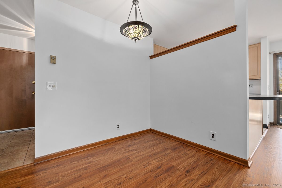 202 Soundview Avenue 48