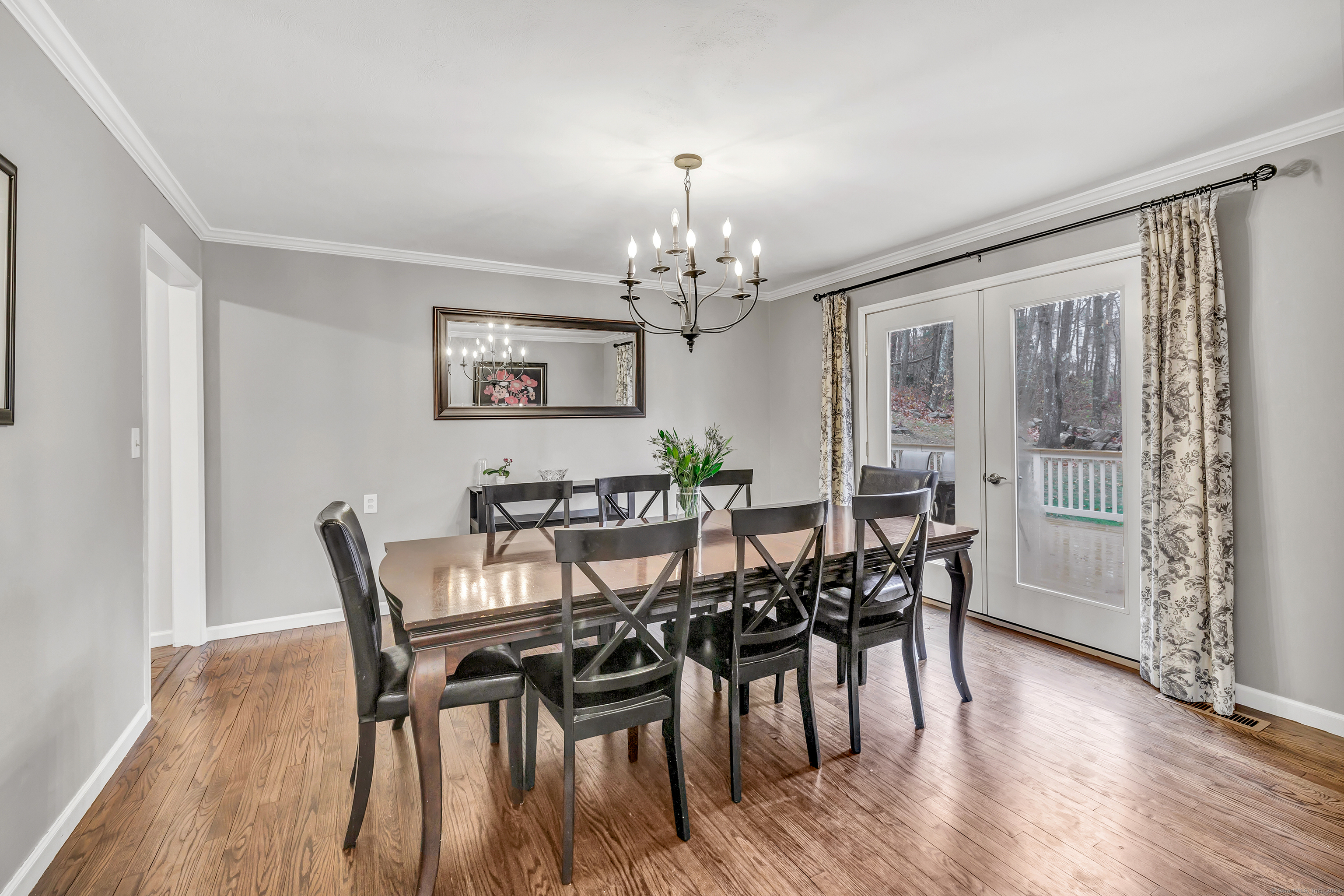 12 Indian Ledge Drive