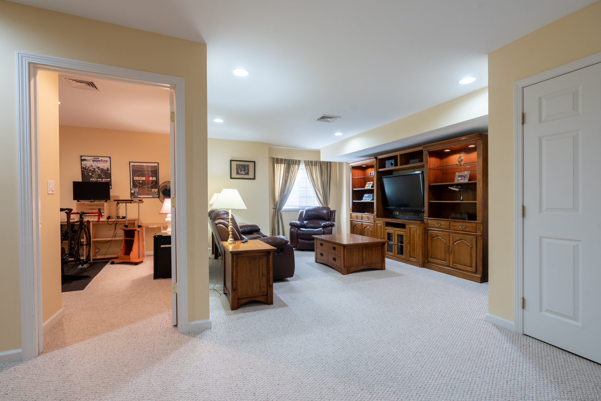 6 Ridgewood Drive 6