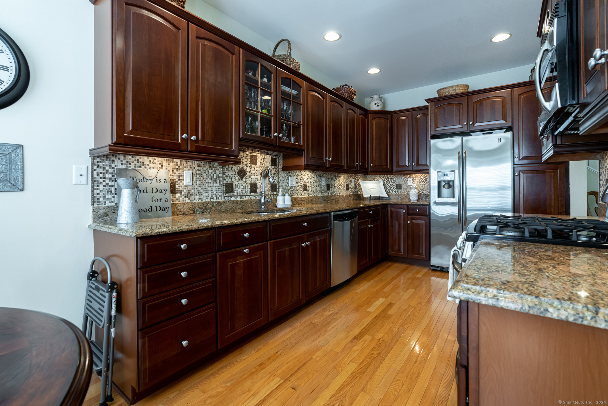 6 Ridgewood Drive 6