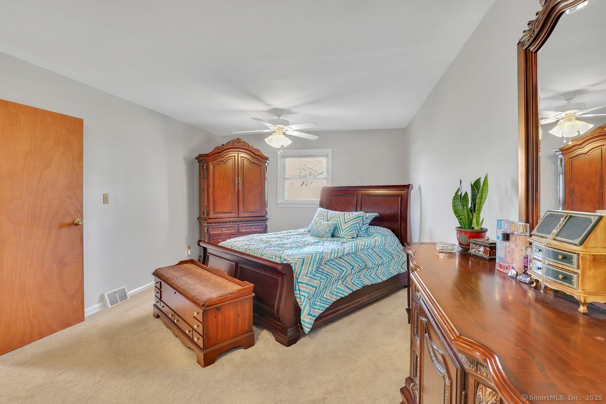 89 Clearview Avenue