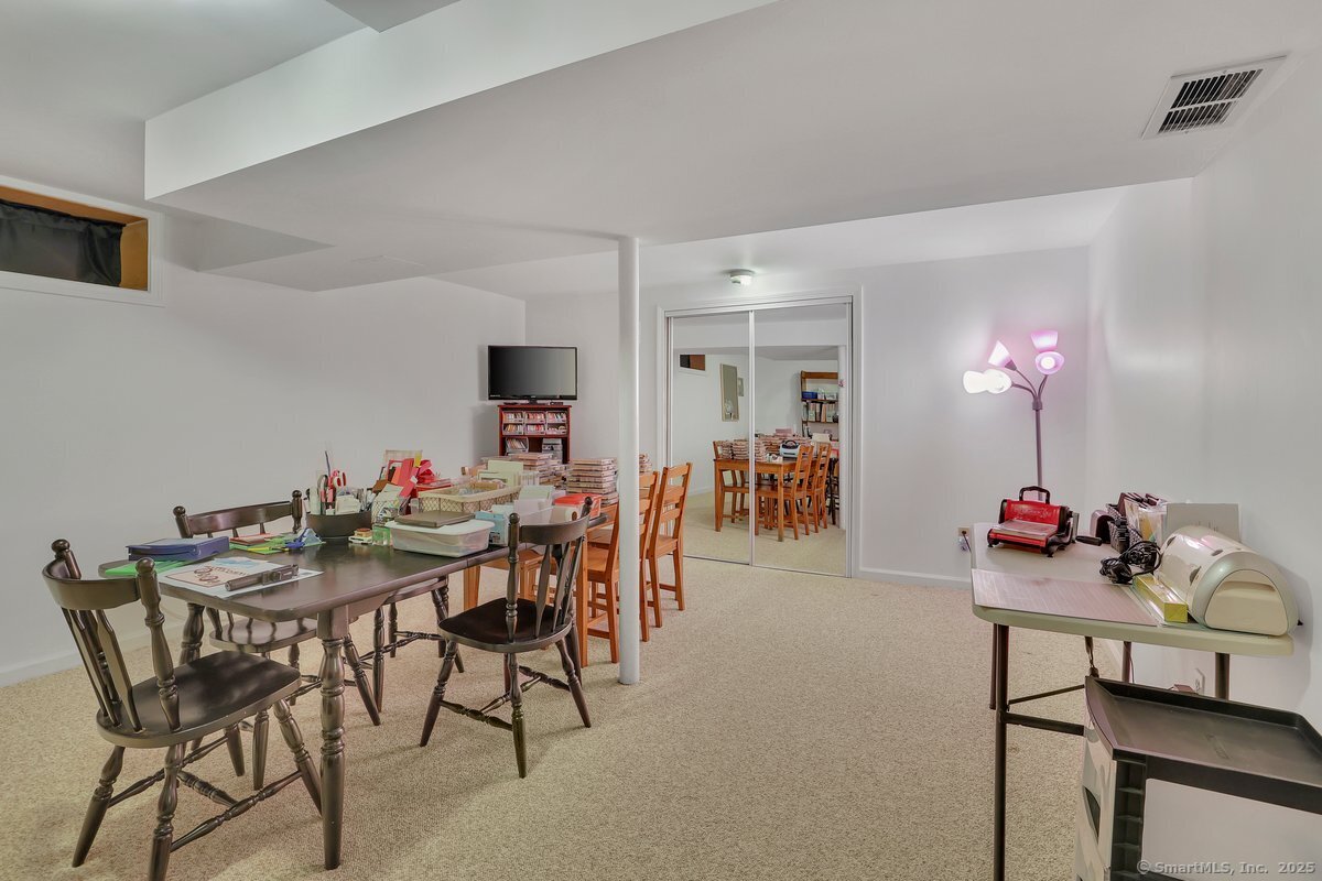 89 Clearview Avenue