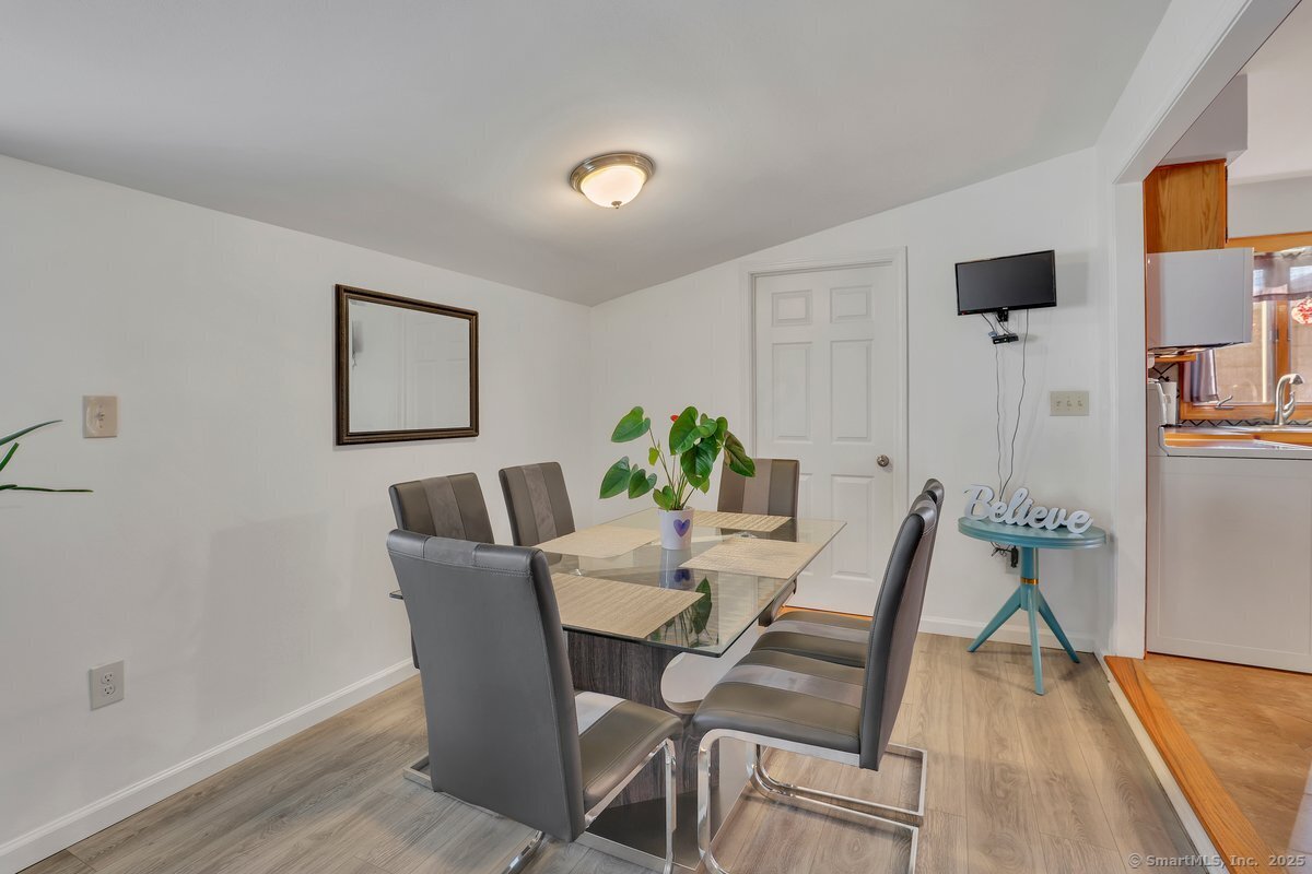 89 Clearview Avenue