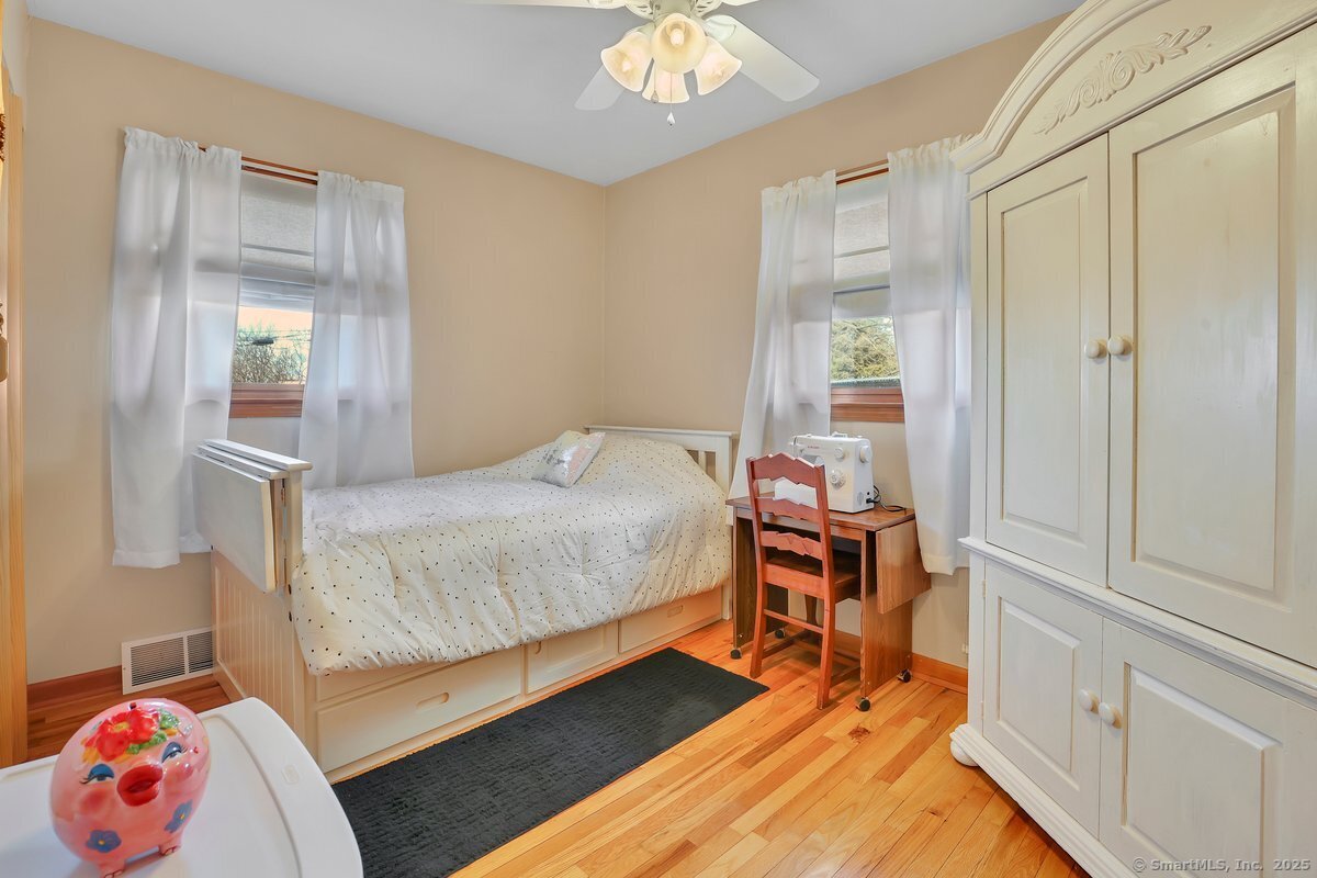 89 Clearview Avenue