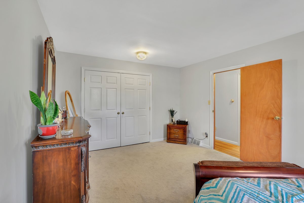 89 Clearview Avenue