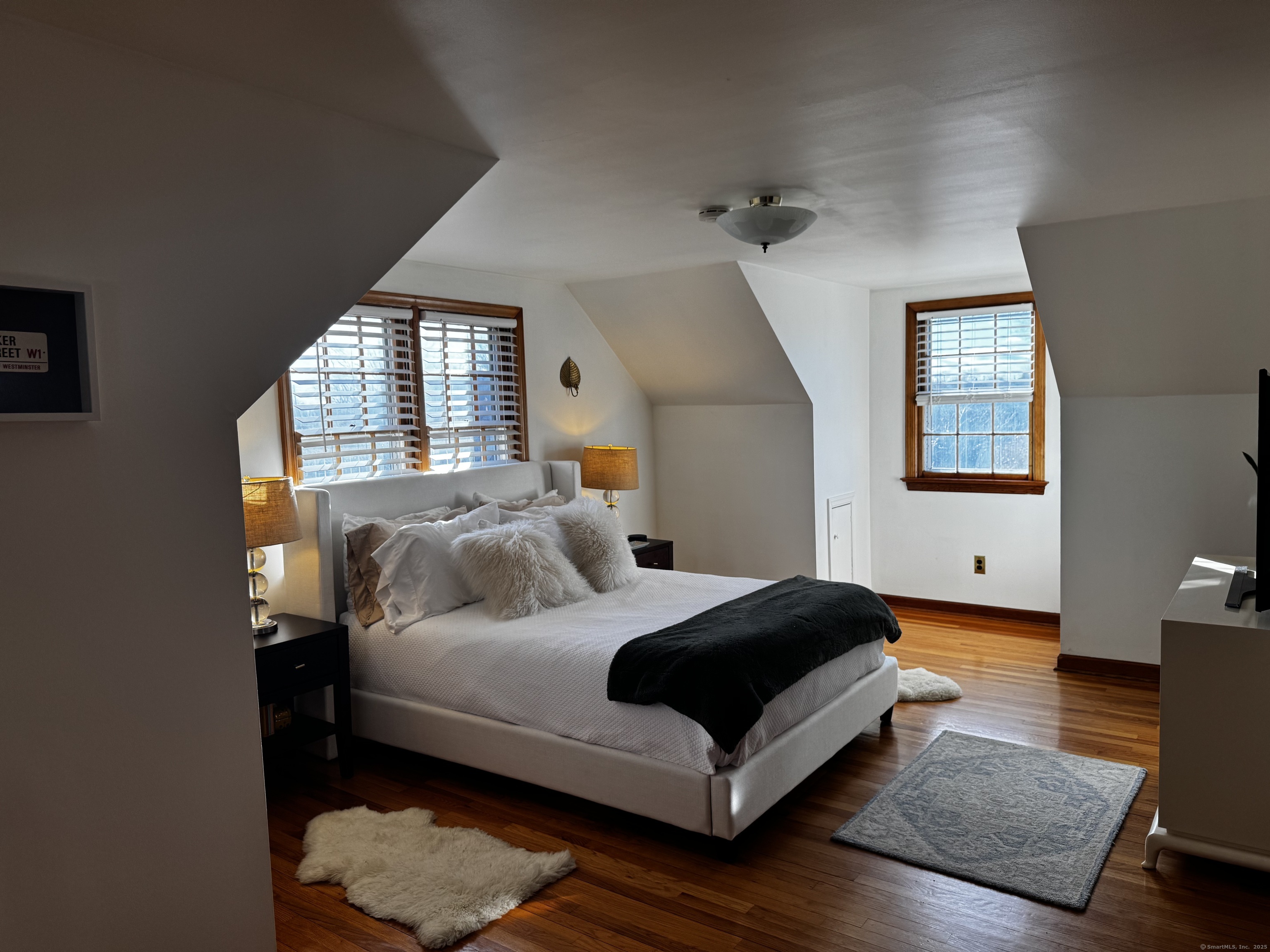 25 Ludlow Manor