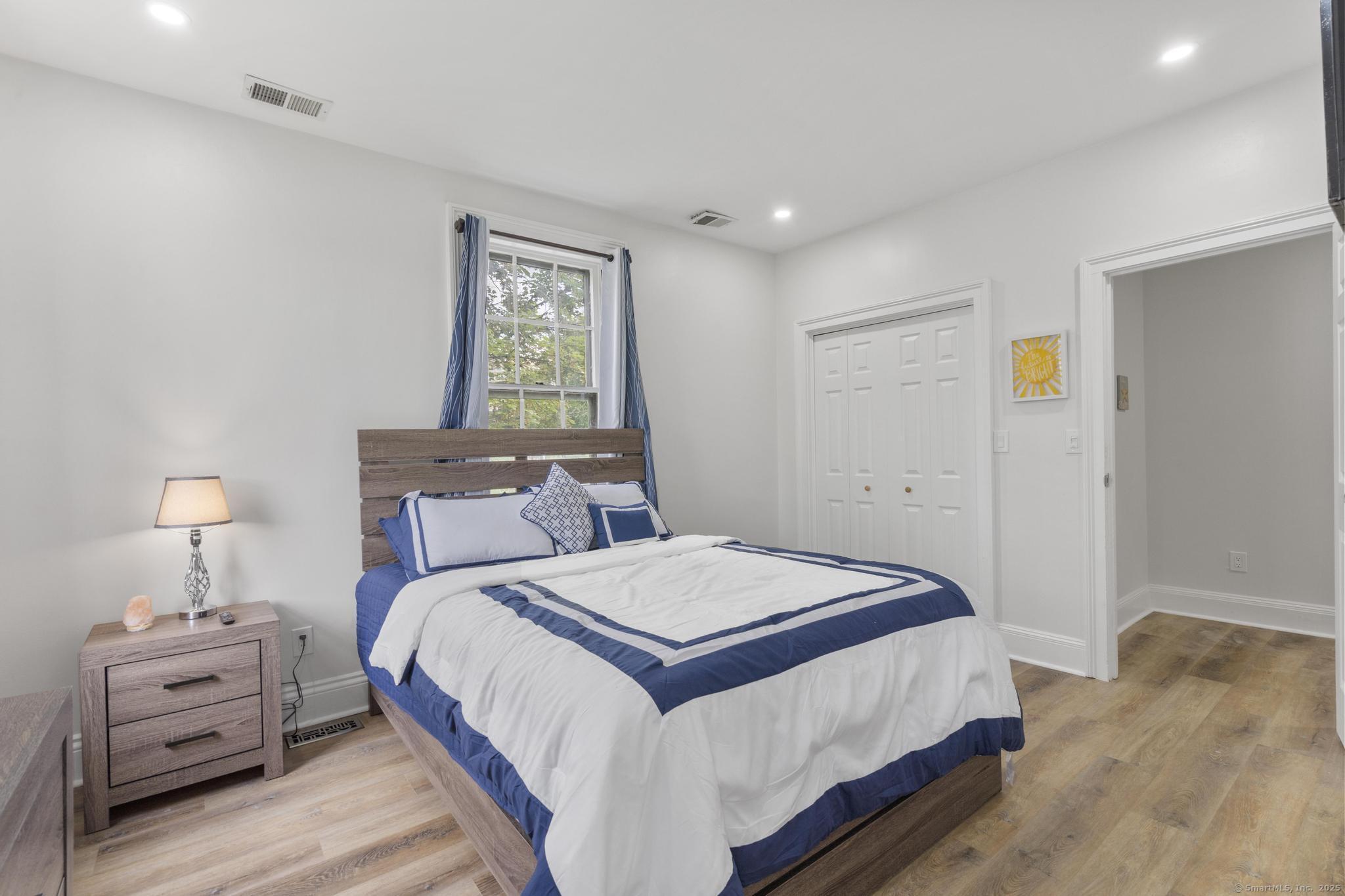 782 Asylum Avenue 782