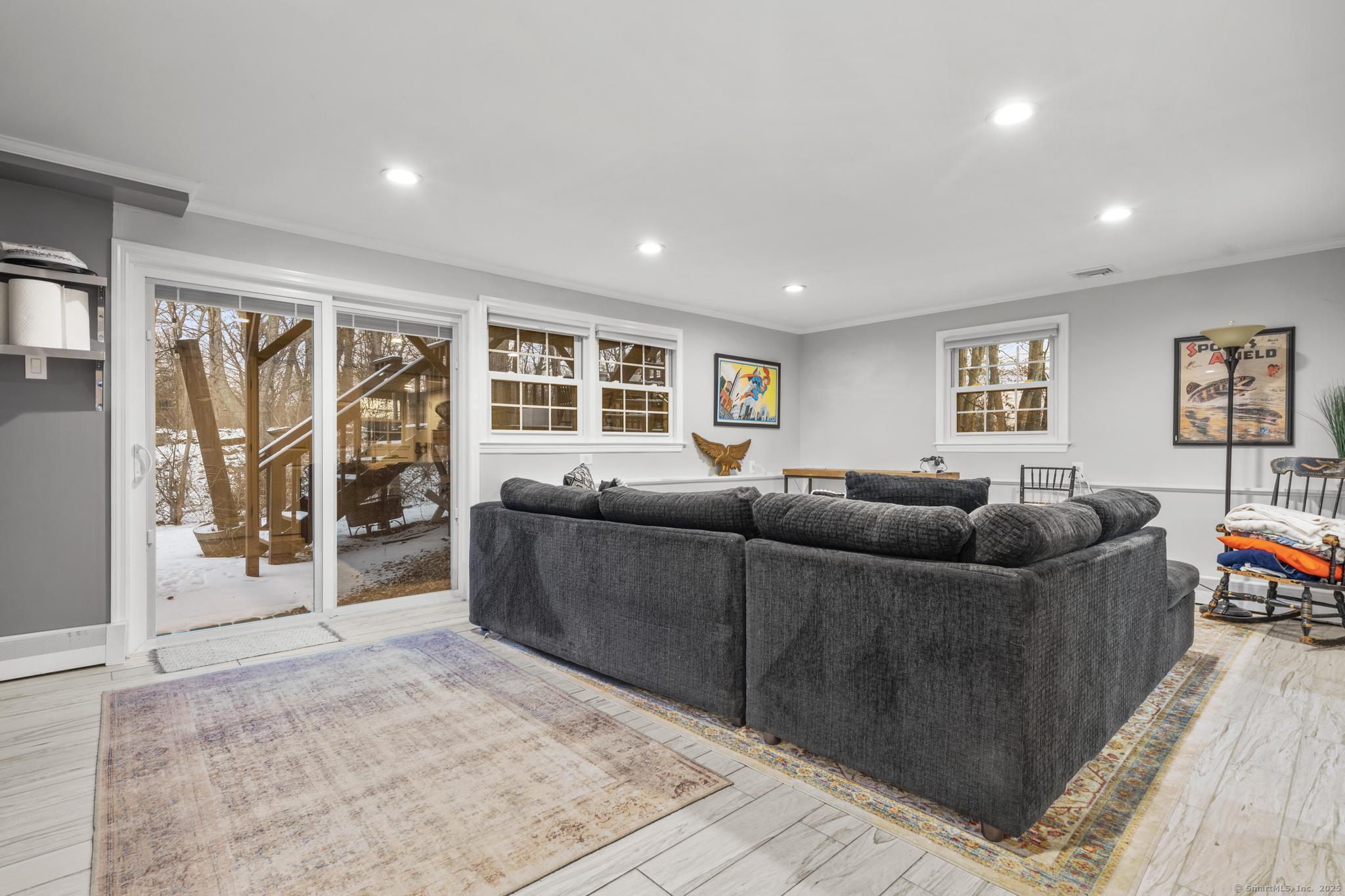 8 Orlando Place
