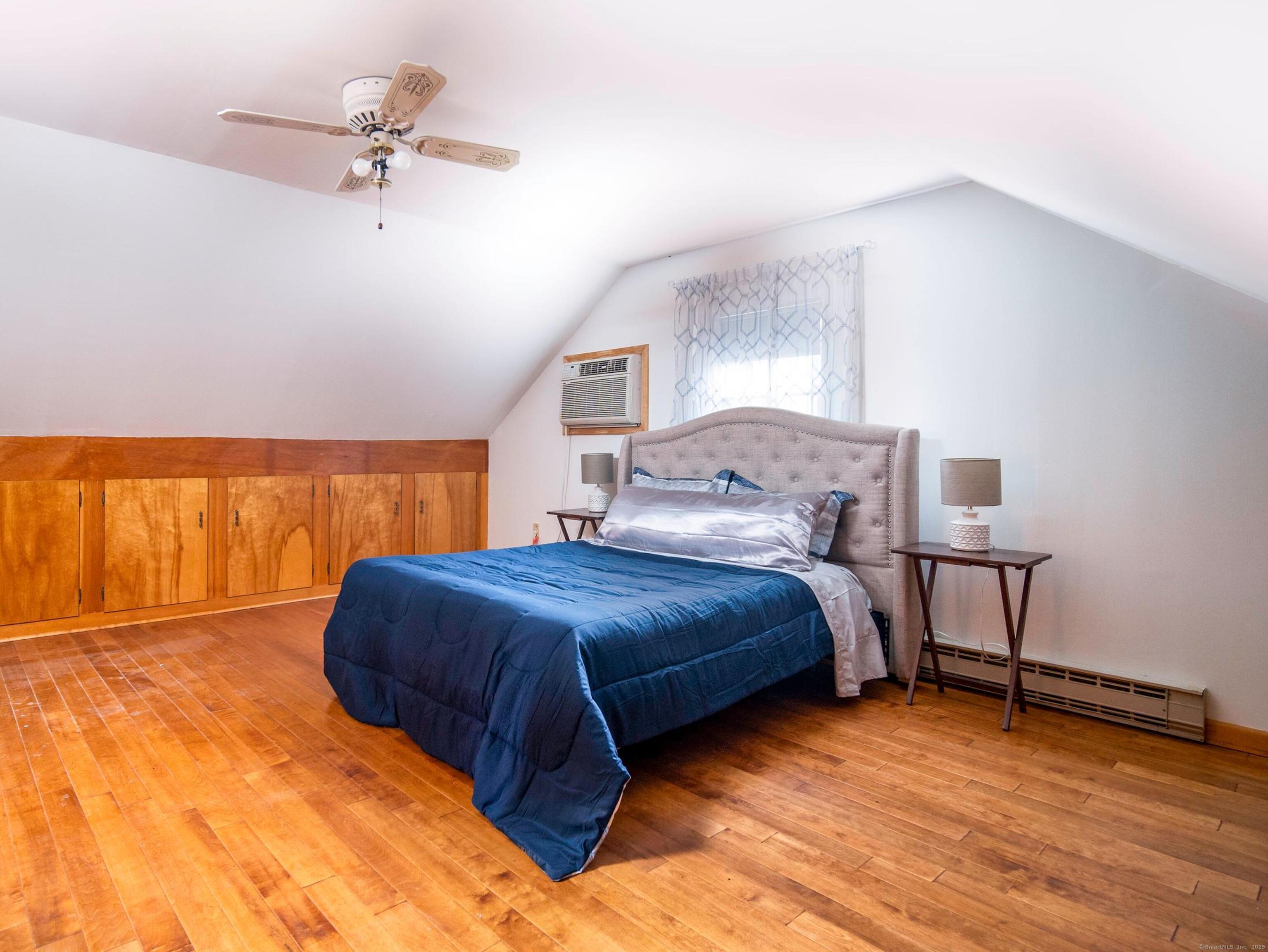 14 OAKWOOD Drive