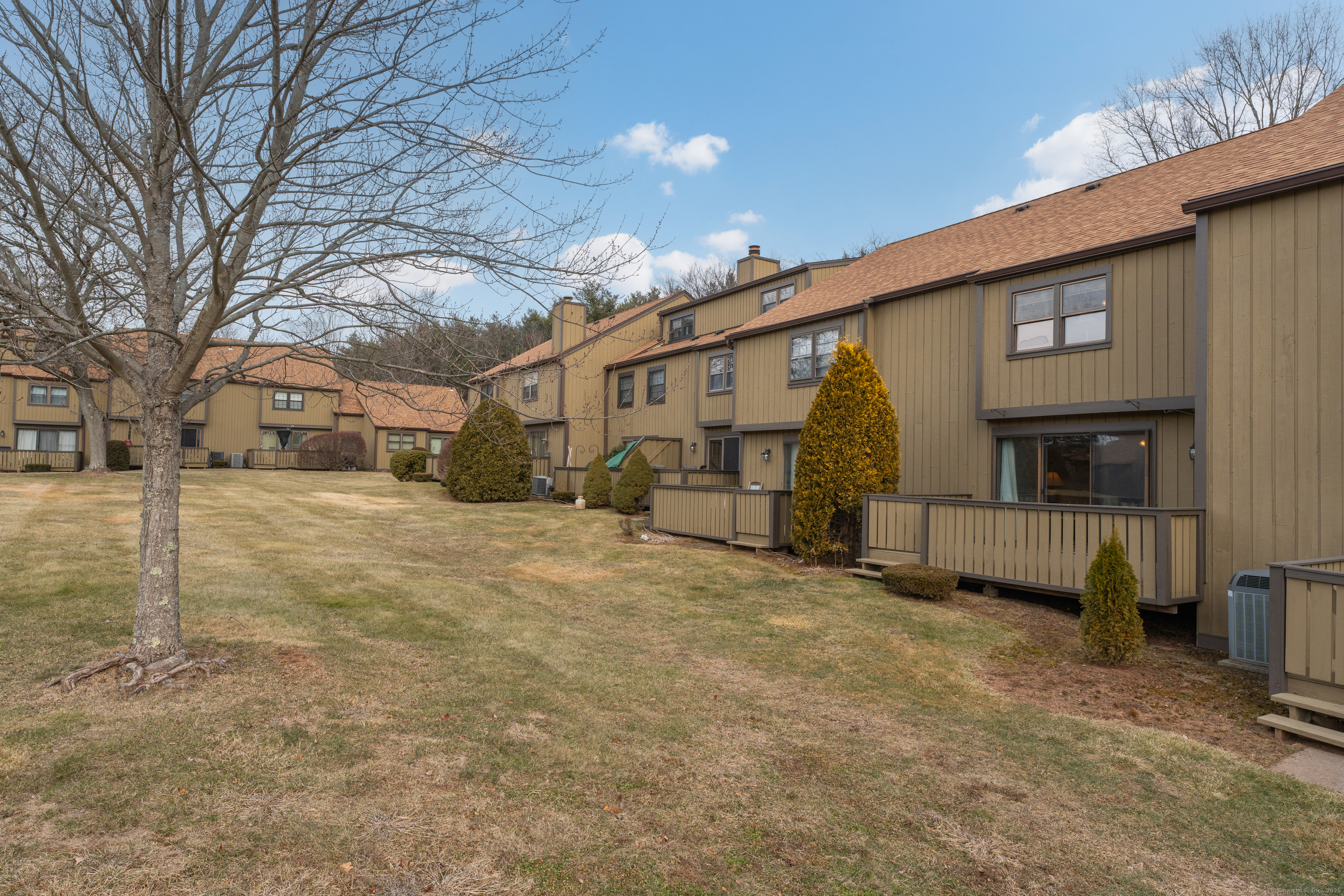 33 Mattabasset Drive 33