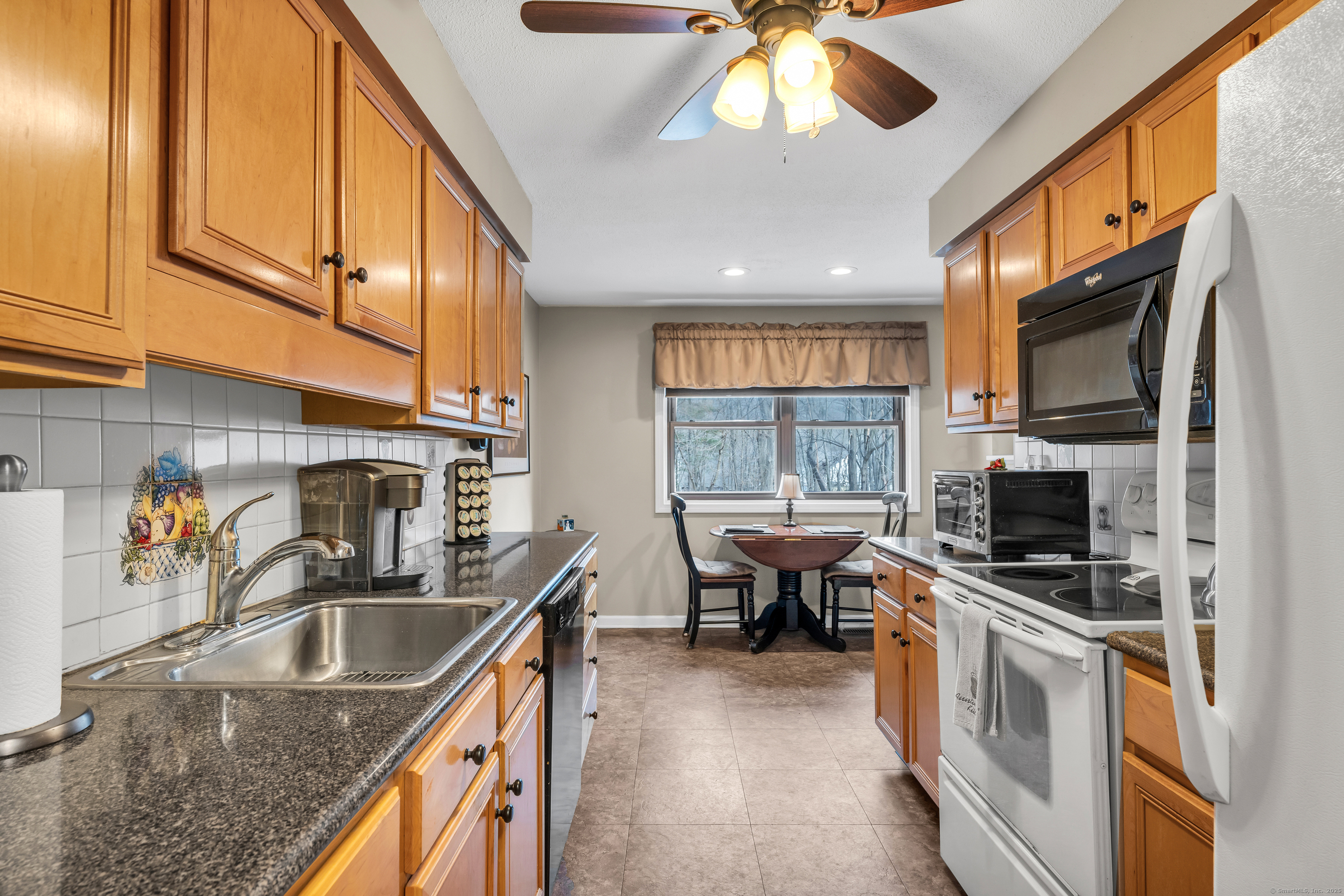 33 Mattabasset Drive 33