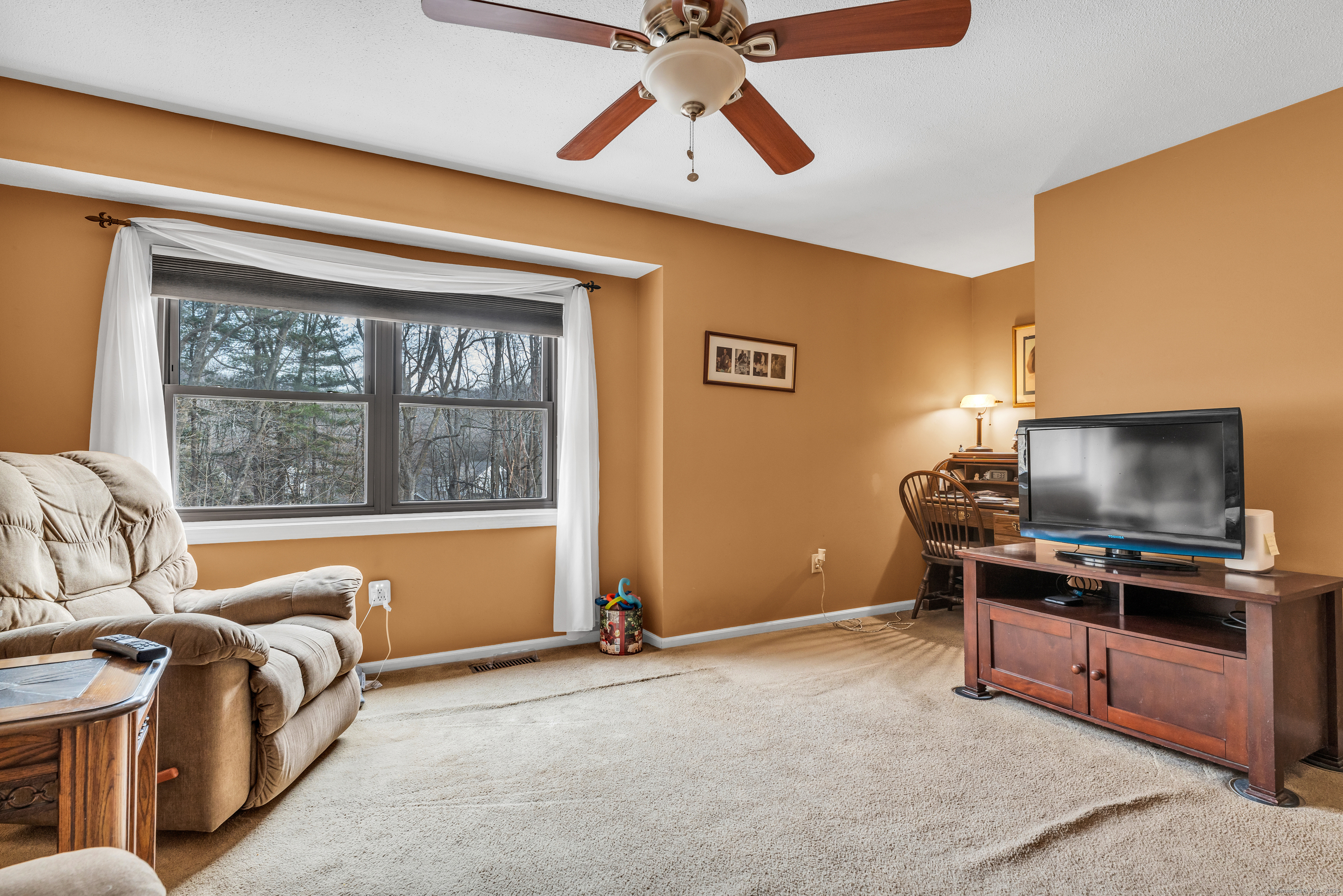 33 Mattabasset Drive 33