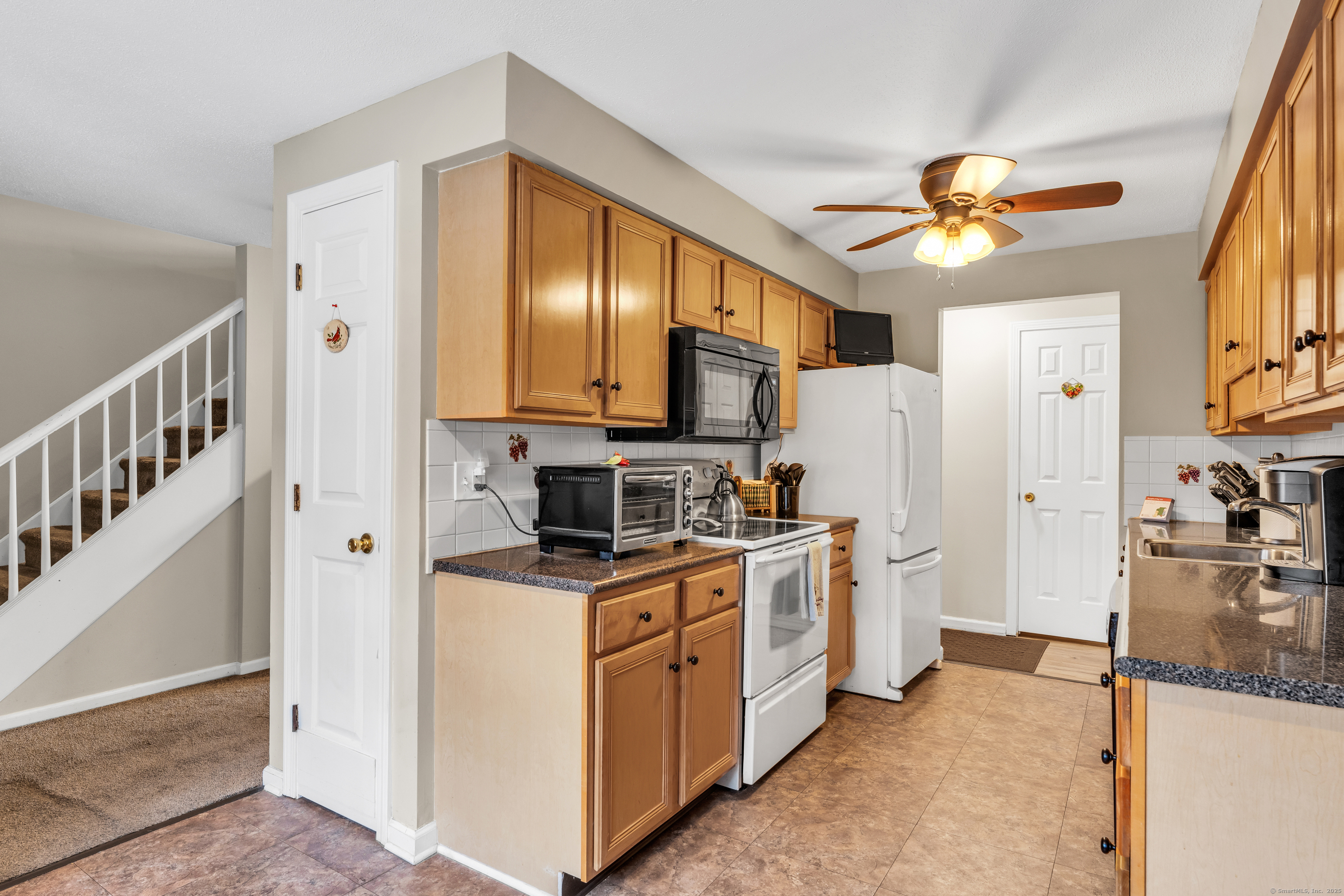 33 Mattabasset Drive 33