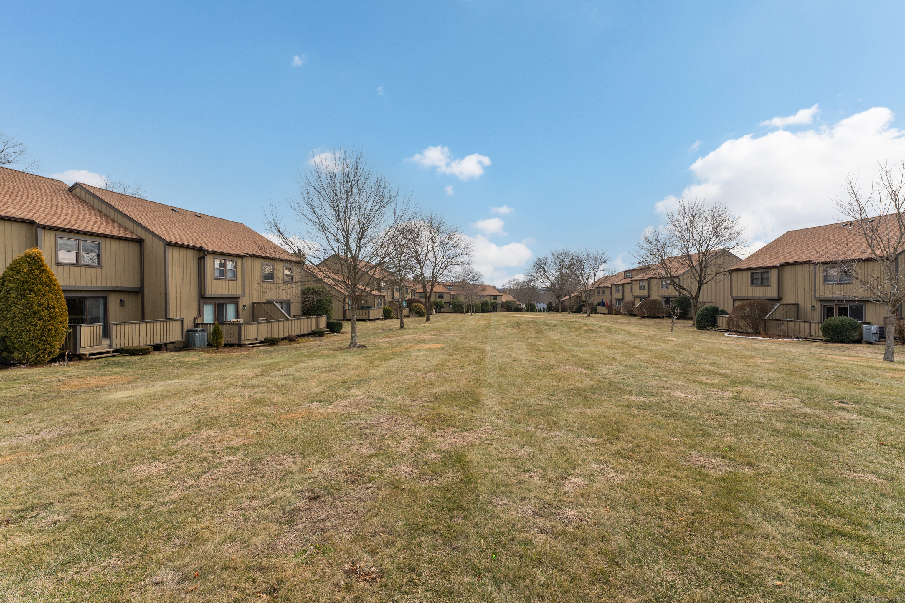 33 Mattabasset Drive 33