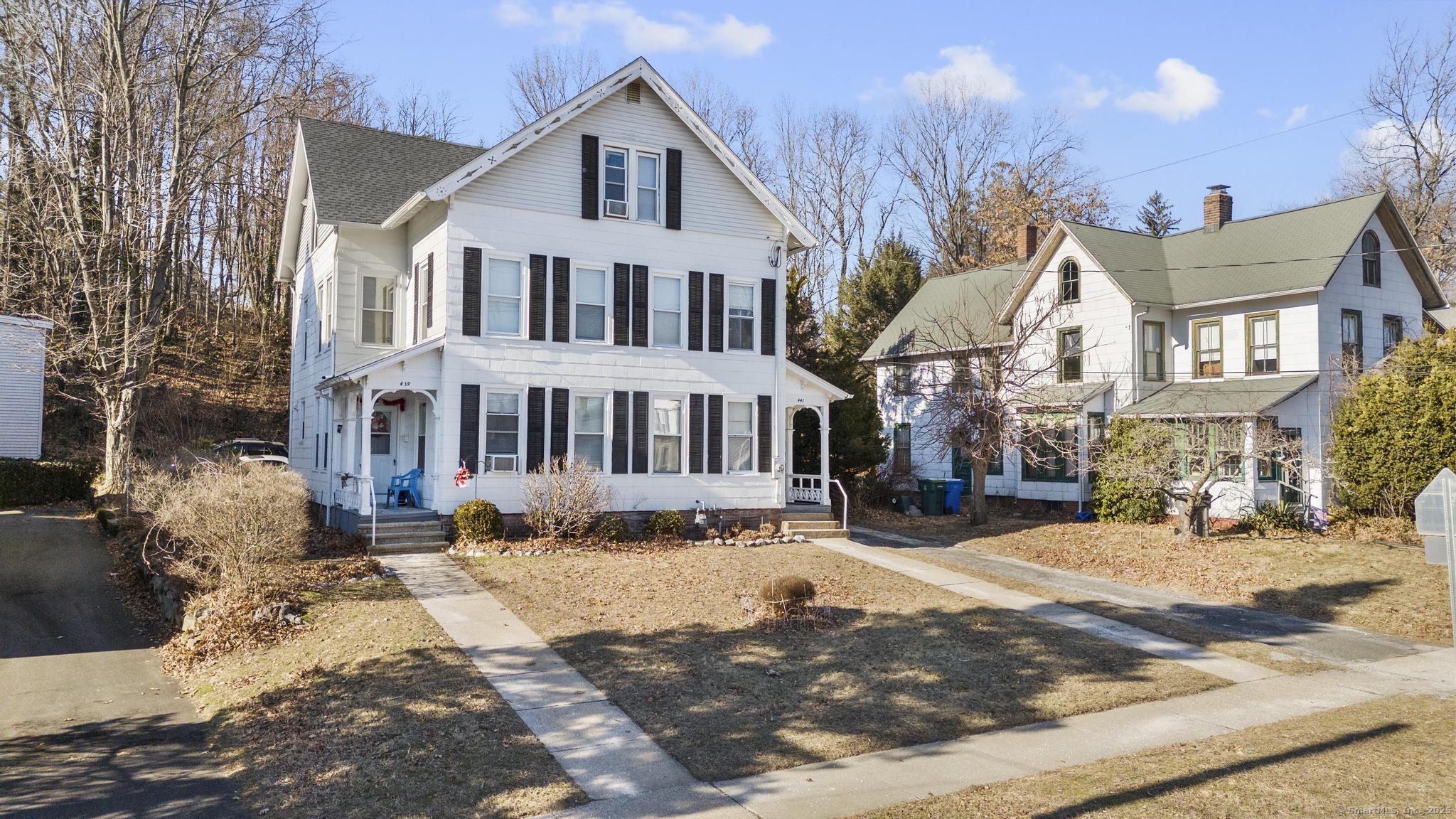 439 West Street