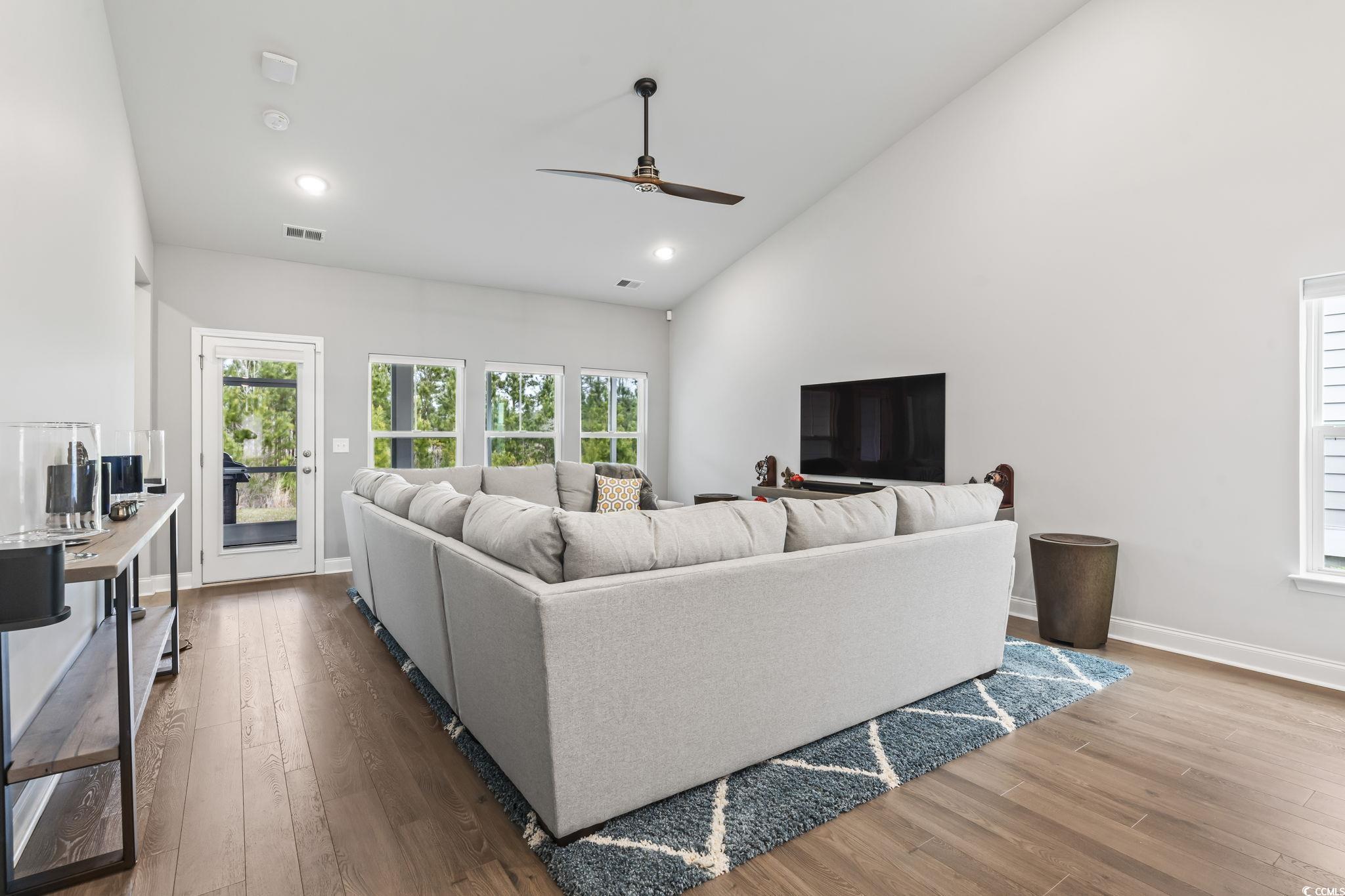 2510 Goldfinch Dr.