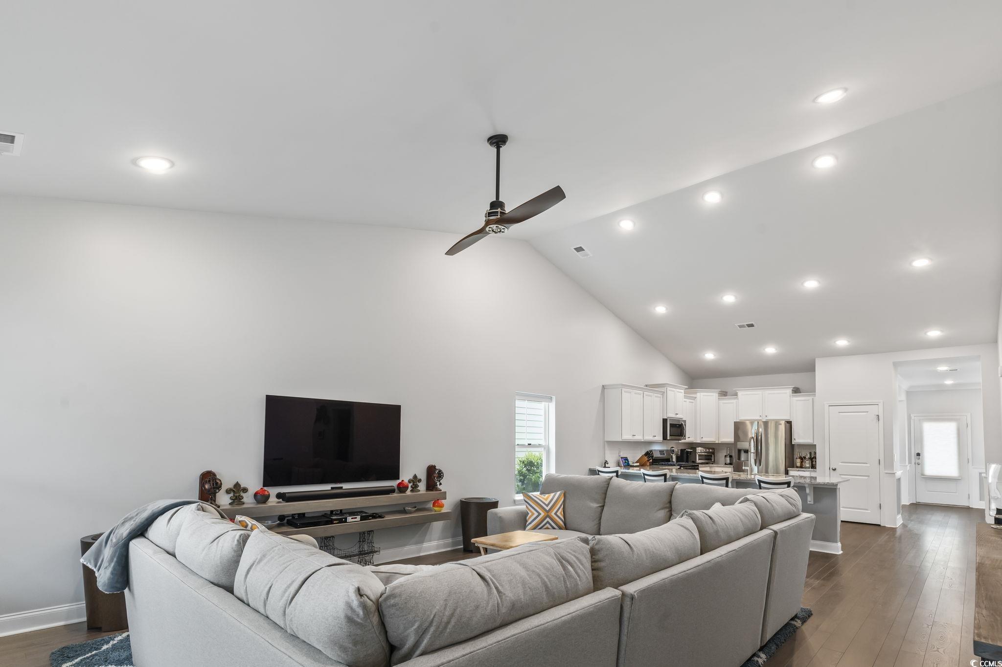 2510 Goldfinch Dr.