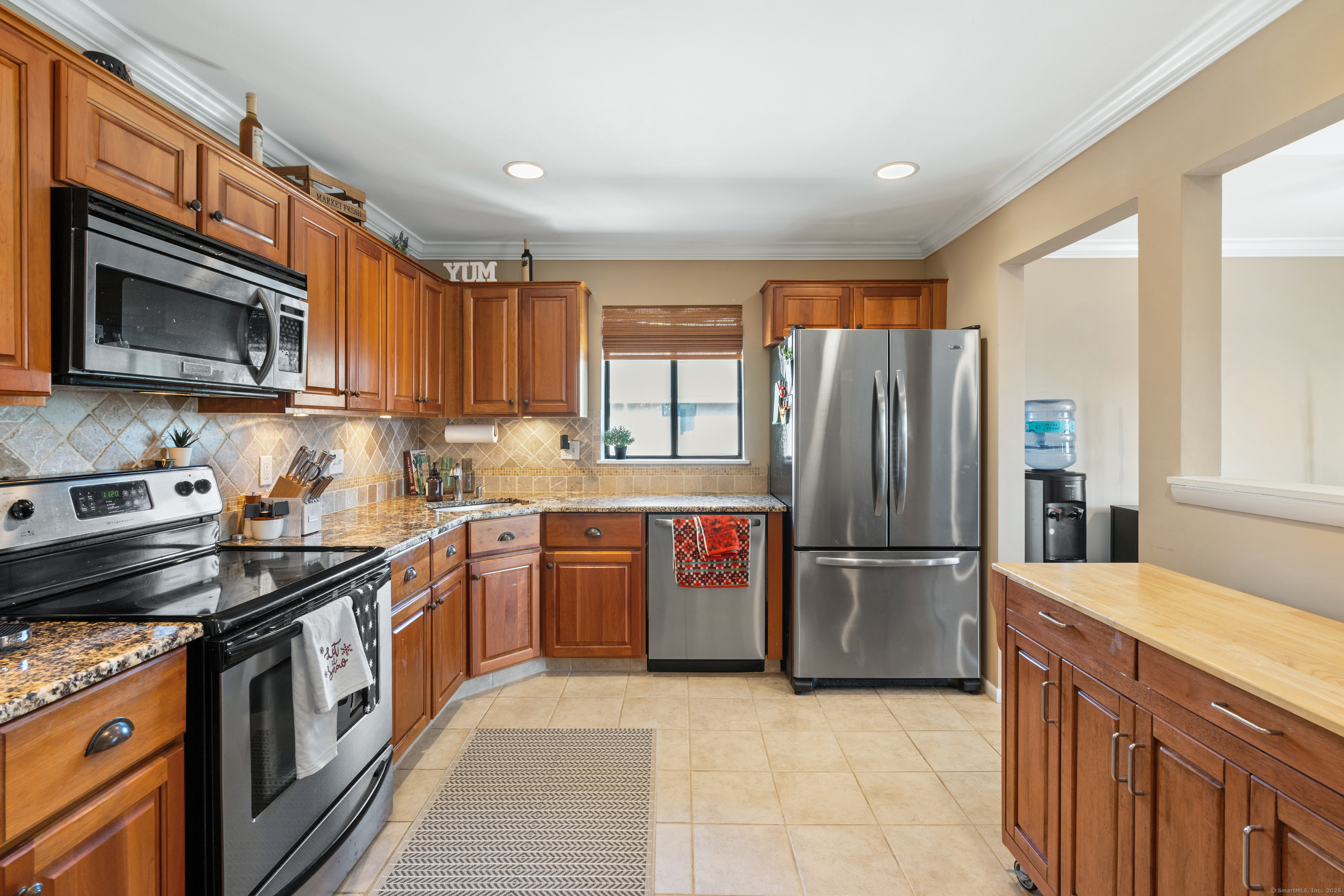 97 Richards Avenue APT B16