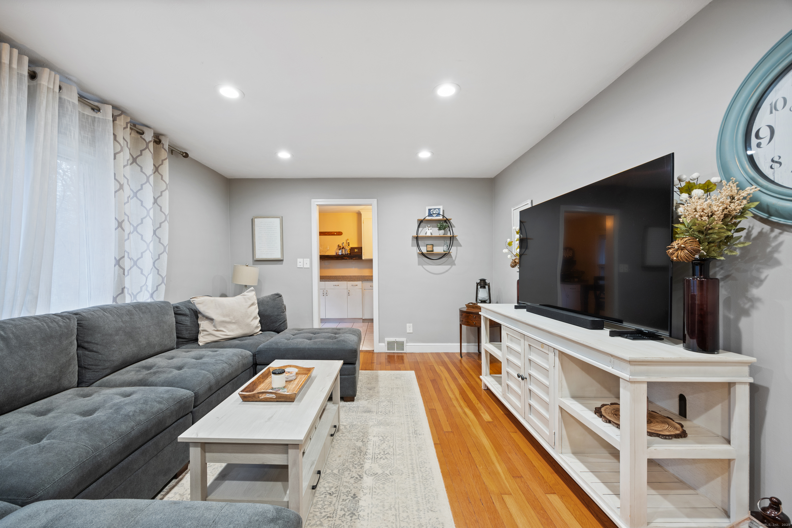 36 Mayview Avenue
