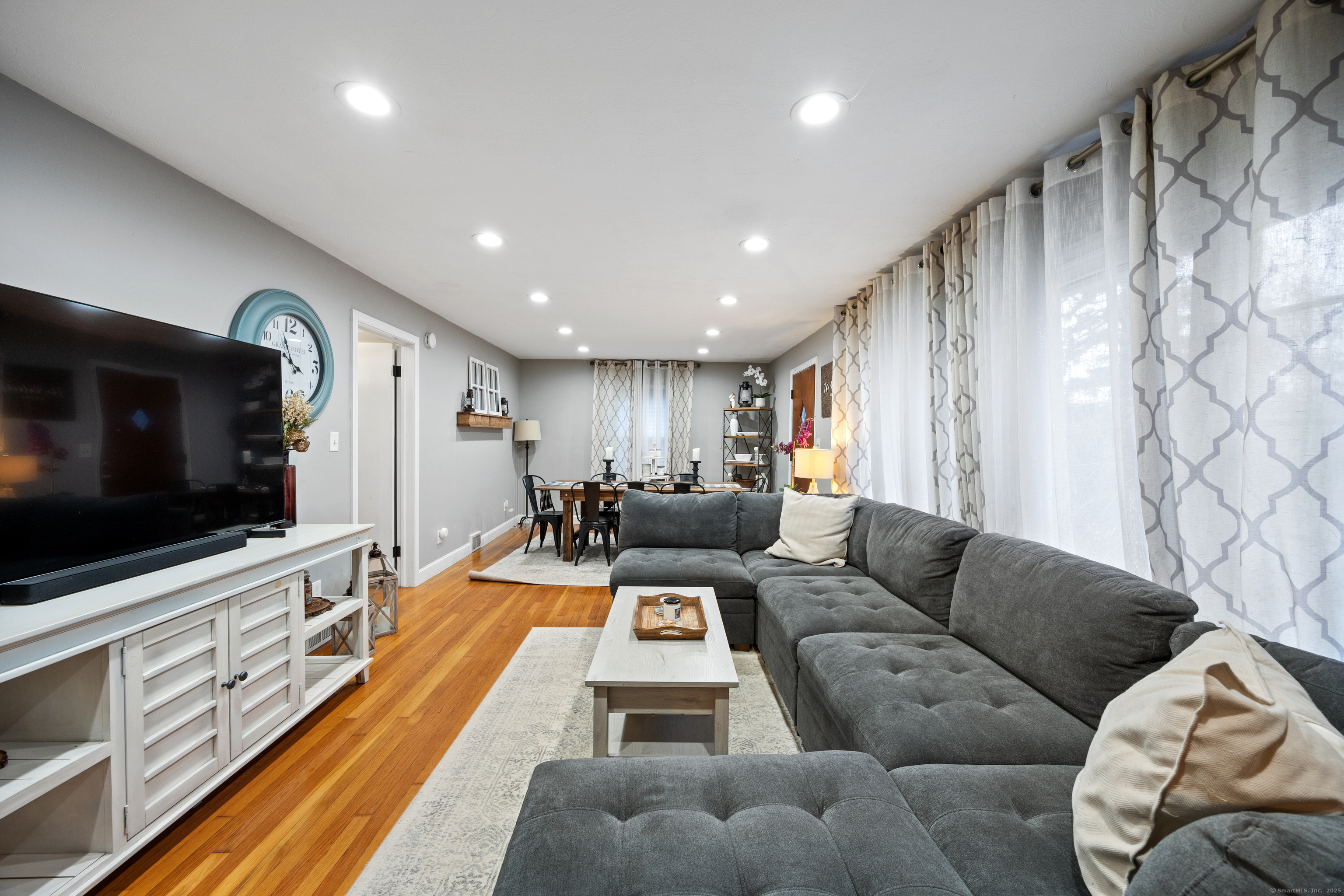 36 Mayview Avenue