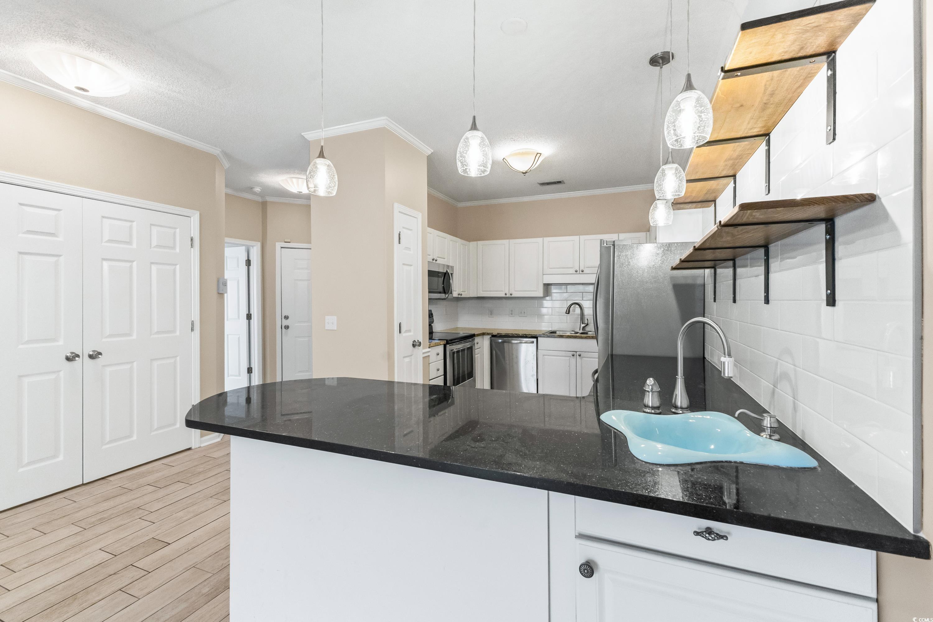 9749 Leyland Dr. Unit: 10
