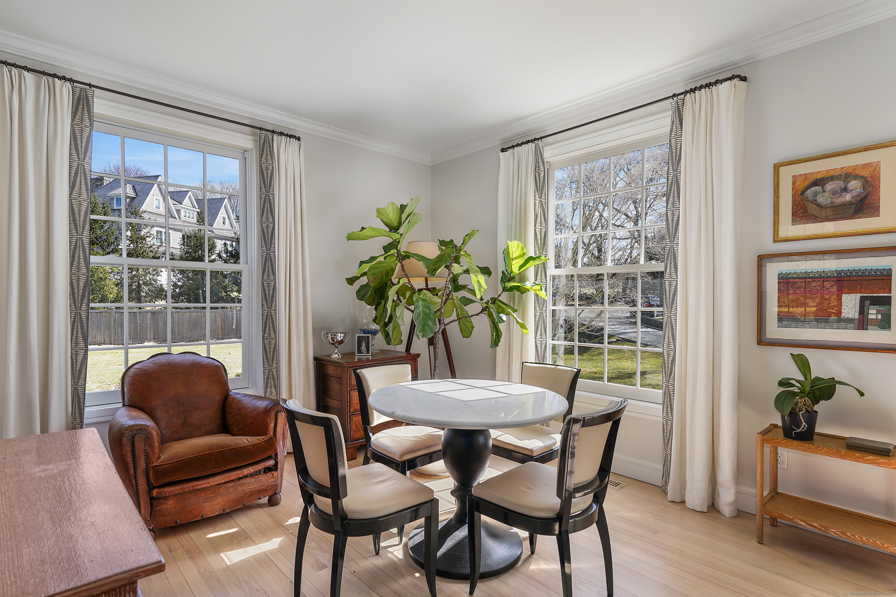 8 Twin Circle Drive