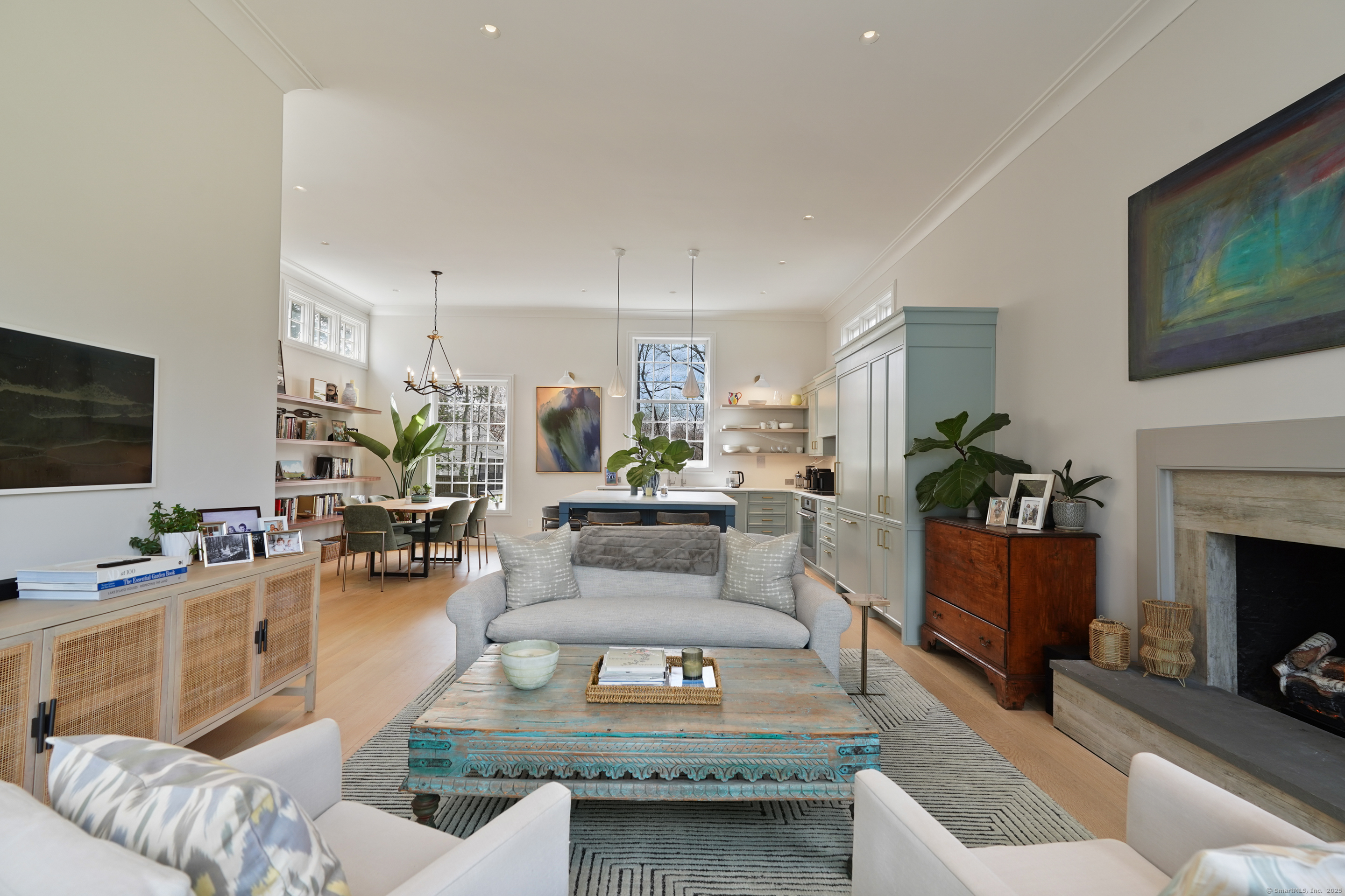8 Twin Circle Drive