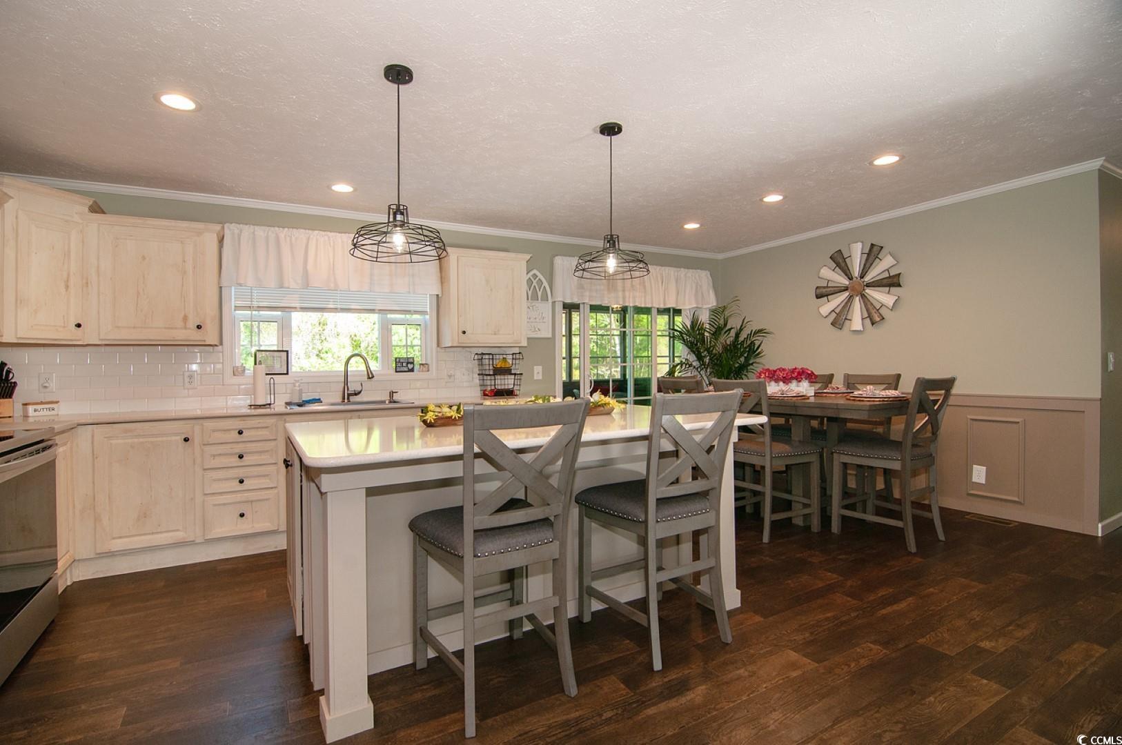 2282 John Henry Ln.