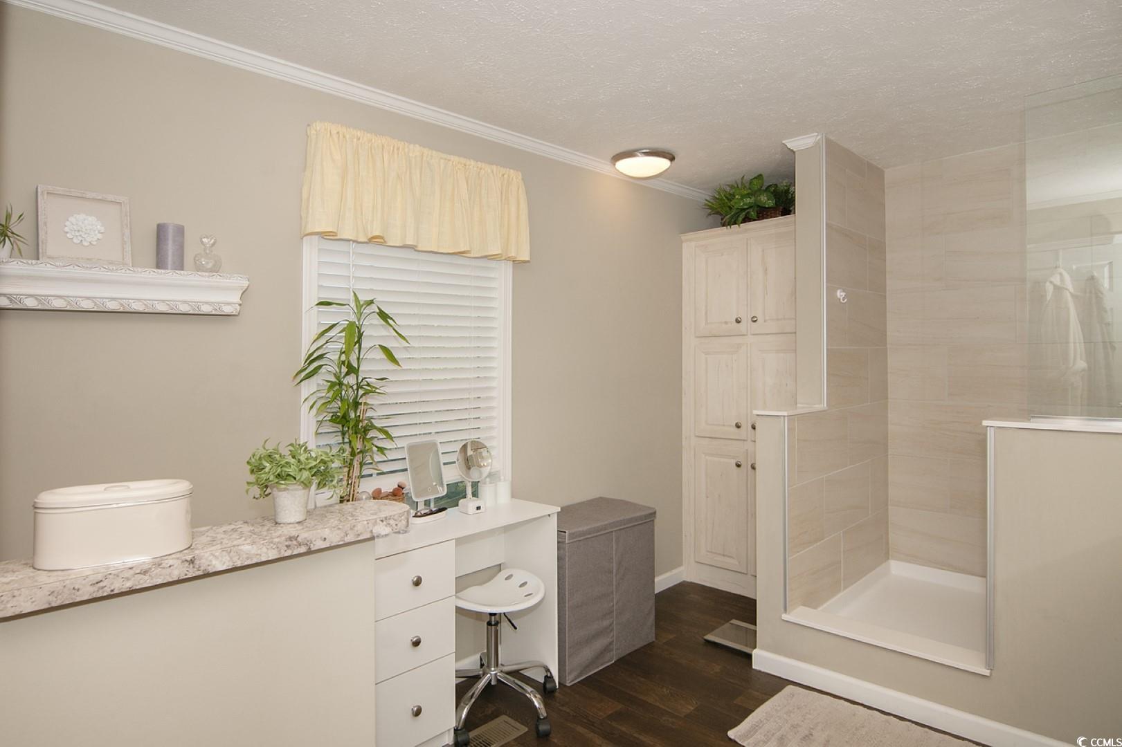 2282 John Henry Ln.
