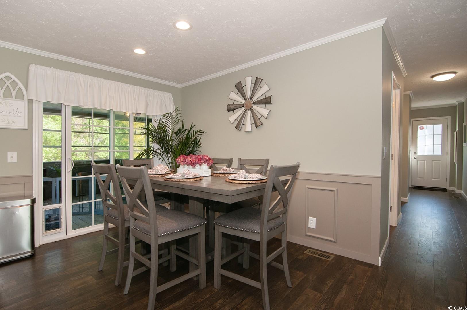 2282 John Henry Ln.