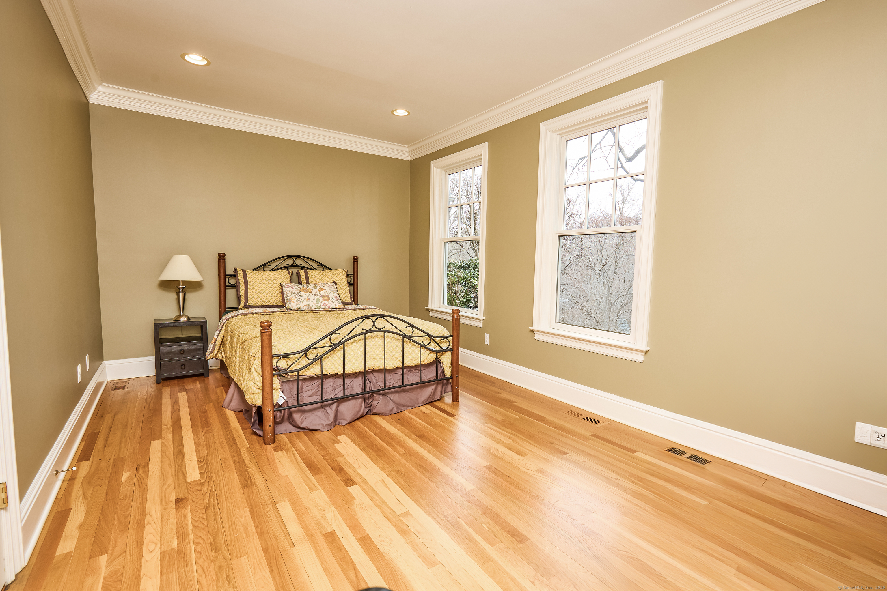 10 Winthrop Hills